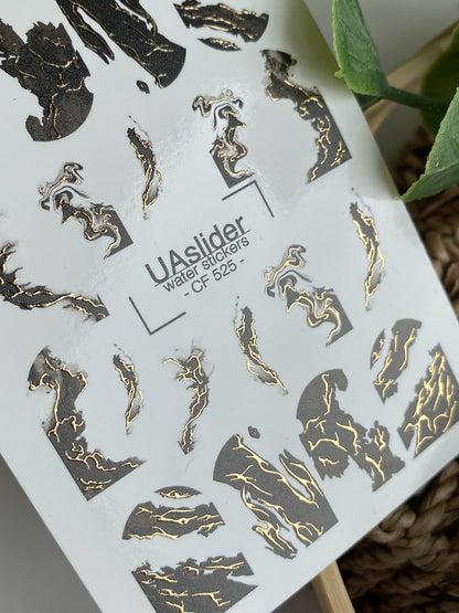 Décalcomanie d'ongles à l'eau CF-525 | Décalcomanies à glissière d'eau pour ongles avec marbre noir et veines dorées | Art abstrait pour ongles