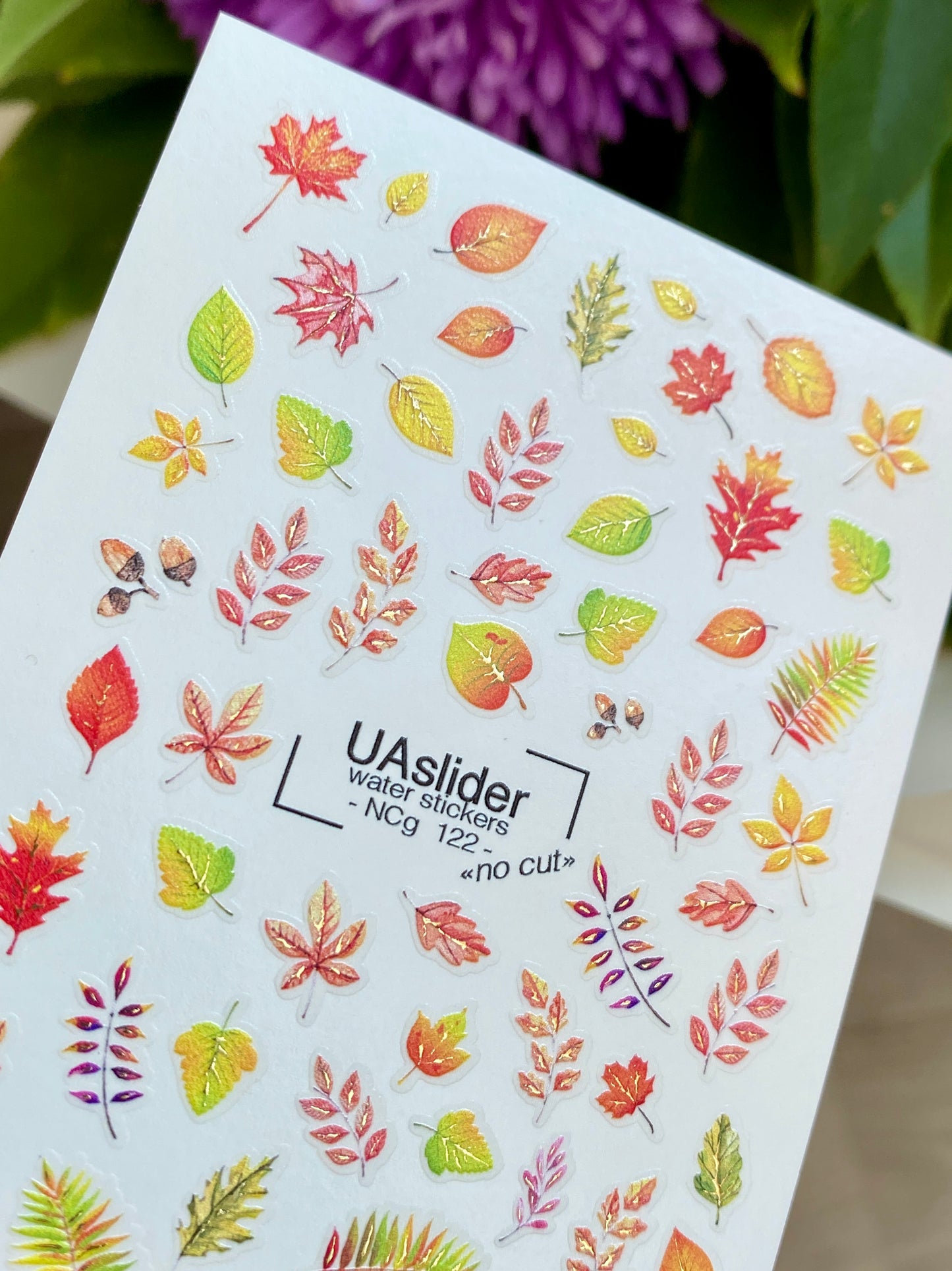 ネイルウォーターデカール NCg-122 | カラフルな秋の葉のウォータースライドネイルデカール | 秋のネイルアート
