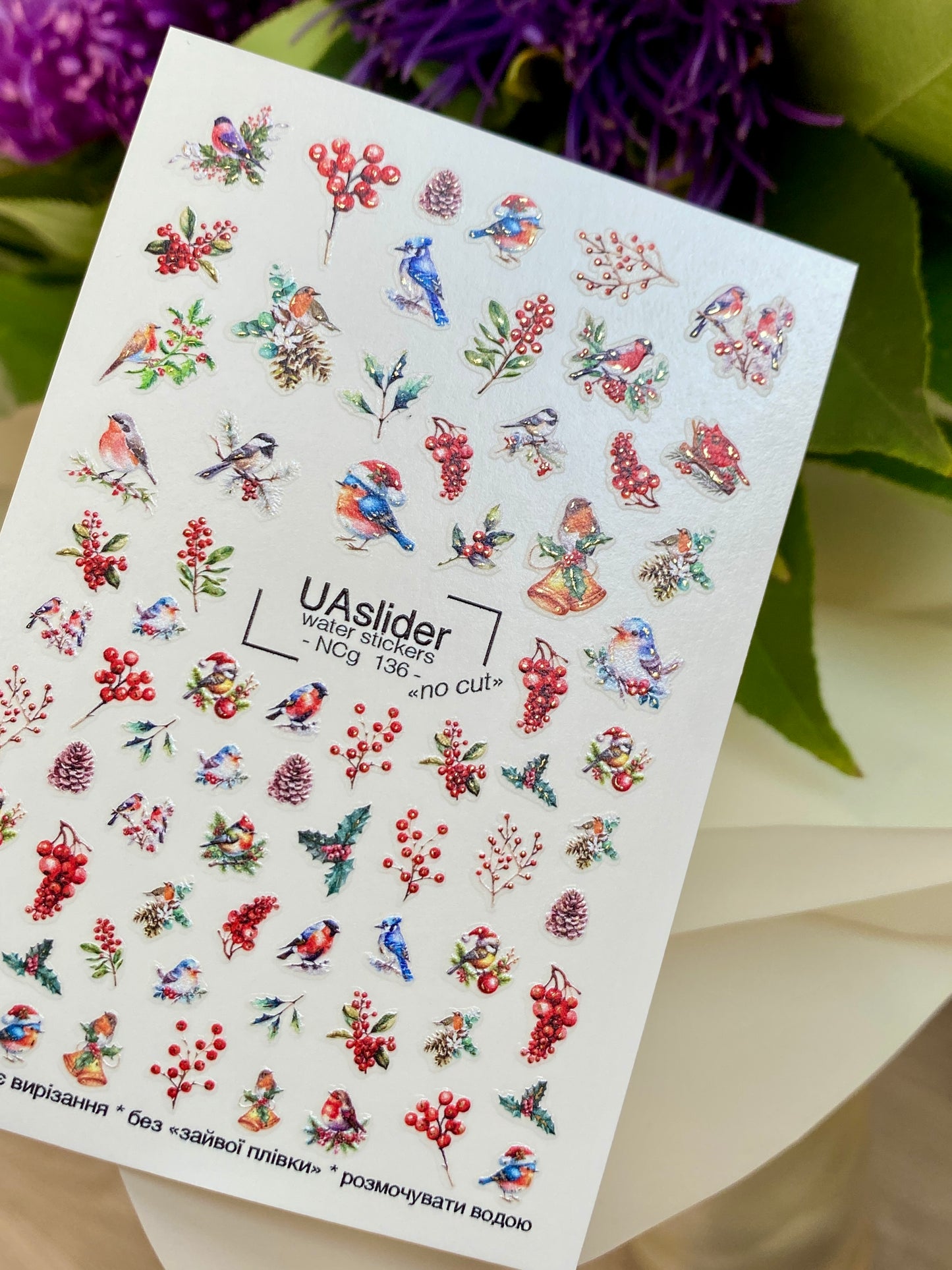 Nagų vandens lipdukas NCg-136 | Vandens slydimo nagų lipdukai su žiemos paukščiais ir uogomis | Šventinė nagų dailė