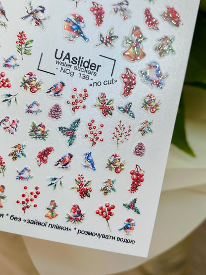 Nagų vandens lipdukas NCg-136 | Vandens slydimo nagų lipdukai su žiemos paukščiais ir uogomis | Šventinė nagų dailė