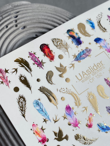 Nagel-Wasserabziehbild CF-152 | Feder-Wasserfolien-Nagelabziehbilder | Bunte Federn, Vögel & Goldfoliensternchen