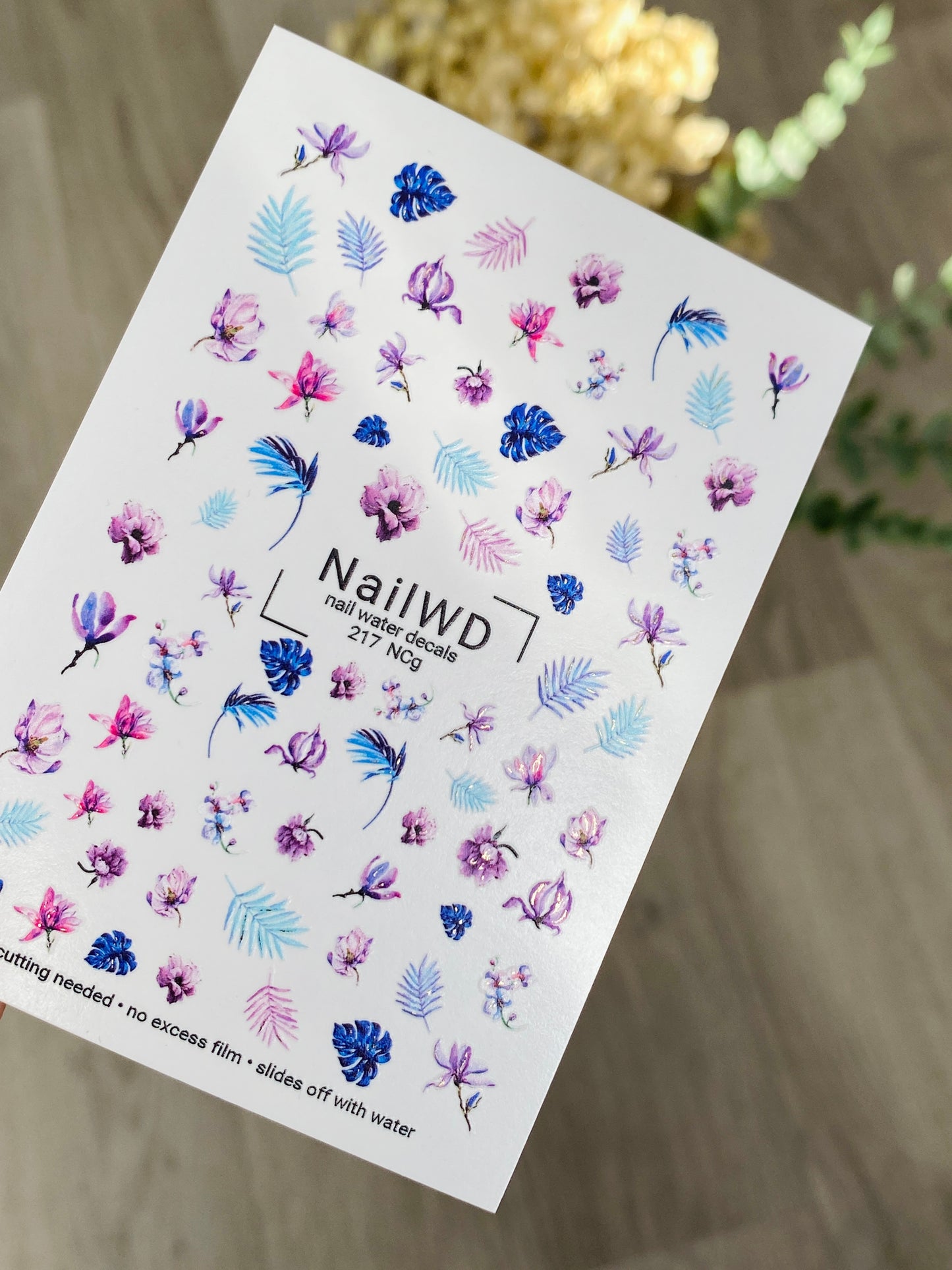 Nagu ūdens uzlīme 217 Nagu WD | Ūdens slīdēšanas nagu uzlīmes ar rozā un violetiem ziediem | Botāniskais nagu mākslas maisījums