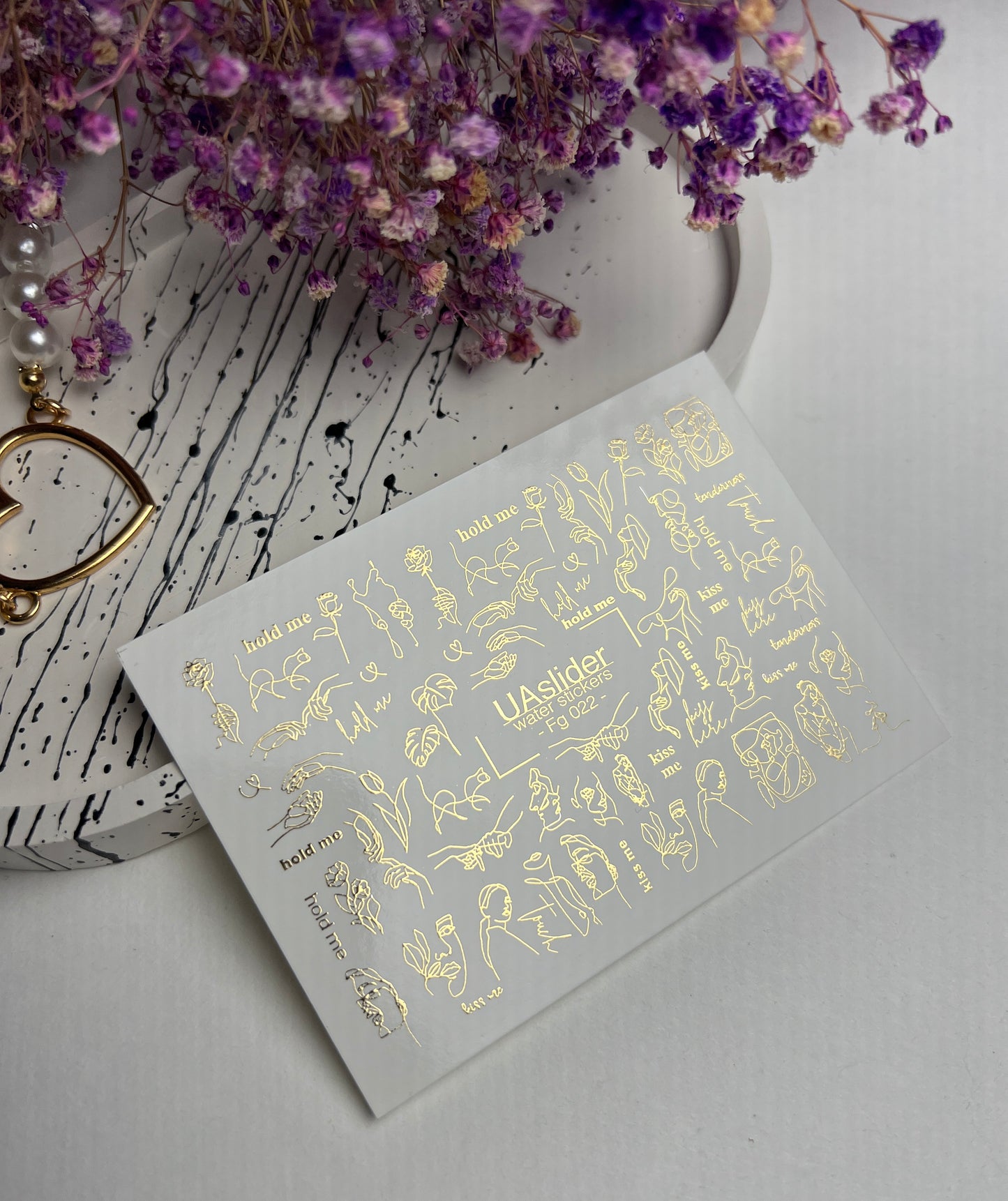 Nail Water Decal Fg-022 | Minimalist Line Art Water Slide Nail Decals with Gold Foil | Faces, Hands & Words