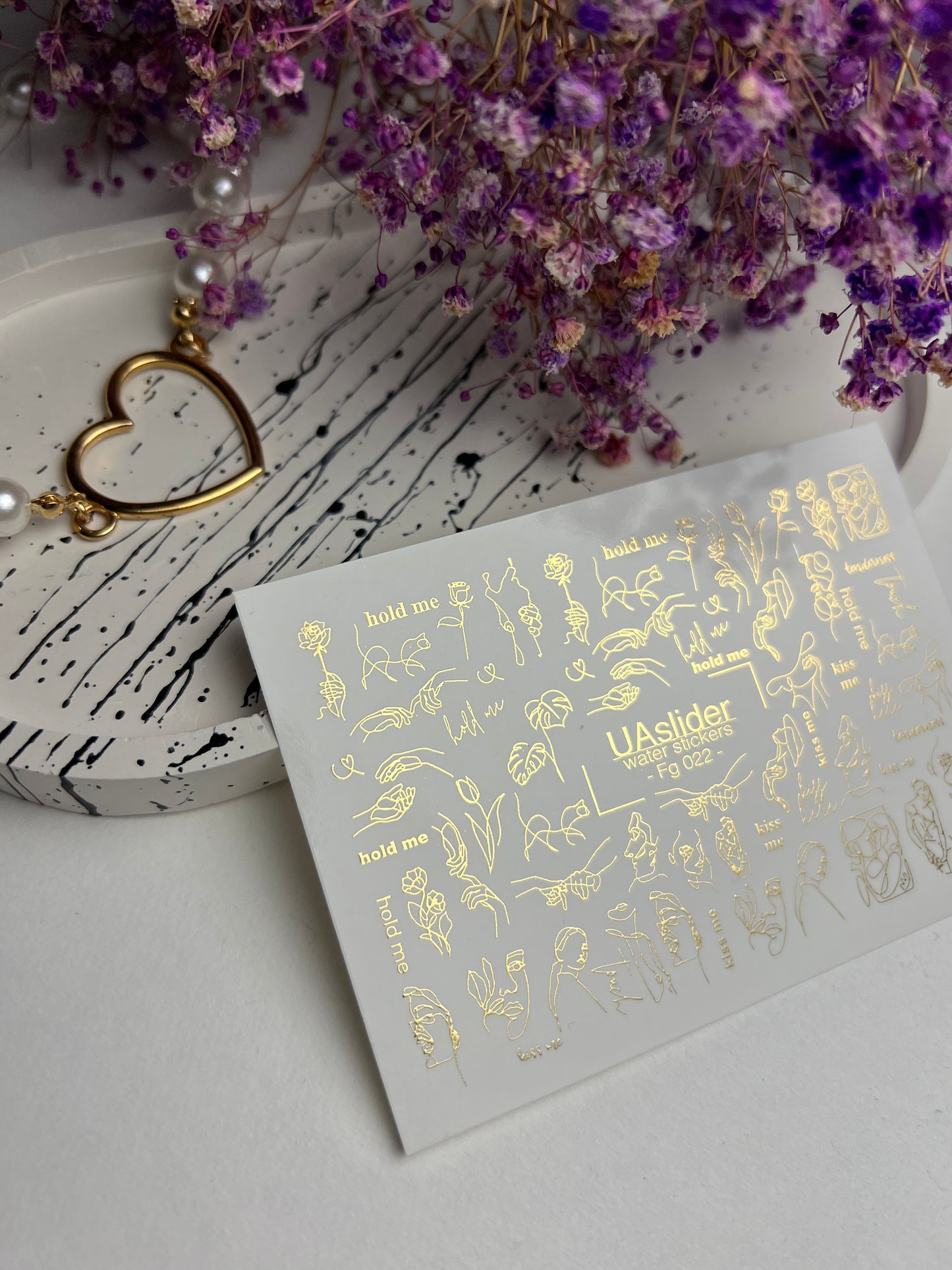 Nail Water Decal Fg-022 | Minimalist Line Art Water Slide Nail Decals with Gold Foil | Faces, Hands & Words