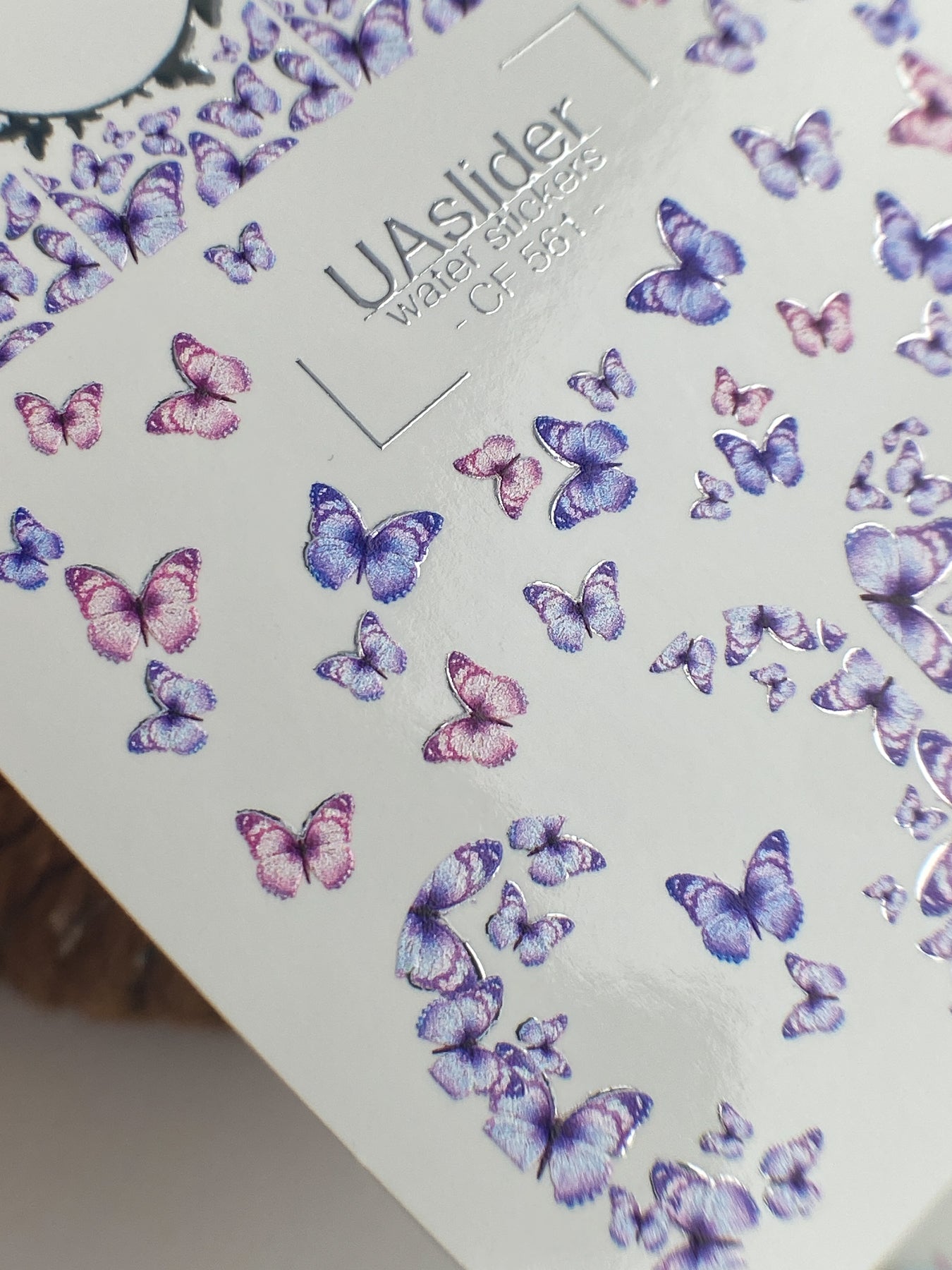 Vodní nálepky na nehty CF-561 | Vodní nálepky na nehty s motivem motýlů | Fialové a růžové francouzské nehtové umění