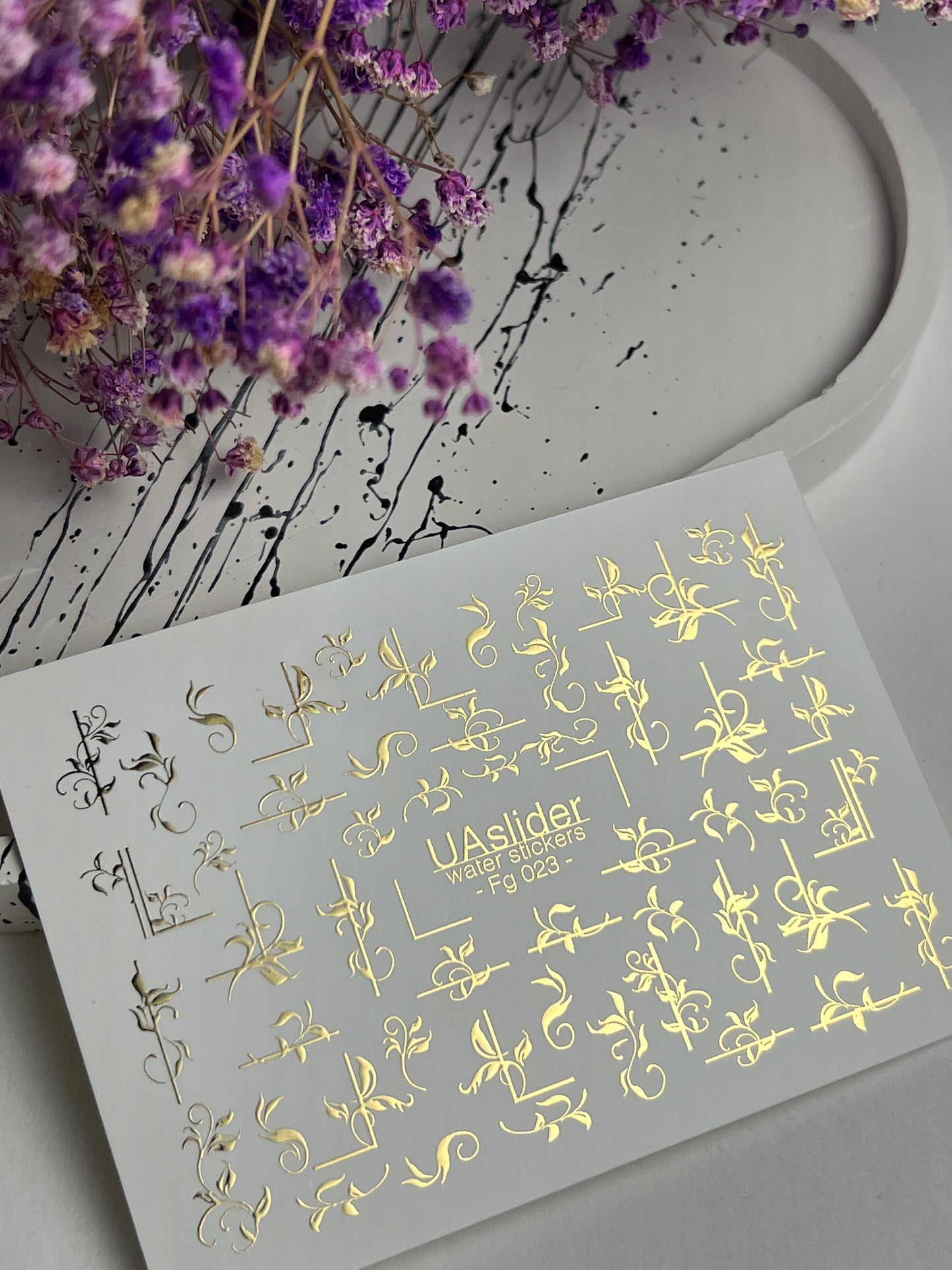 Nagel Water Decal Fg-023 | Decoratieve Water Slide Nagel Decals met Goudfolie | Elegante Krullen & Bloemenmotieven