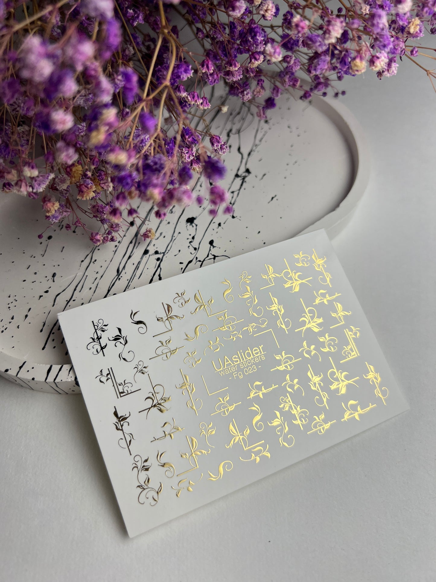 Nagel Water Decal Fg-023 | Decoratieve Water Slide Nagel Decals met Goudfolie | Elegante Krullen & Bloemenmotieven
