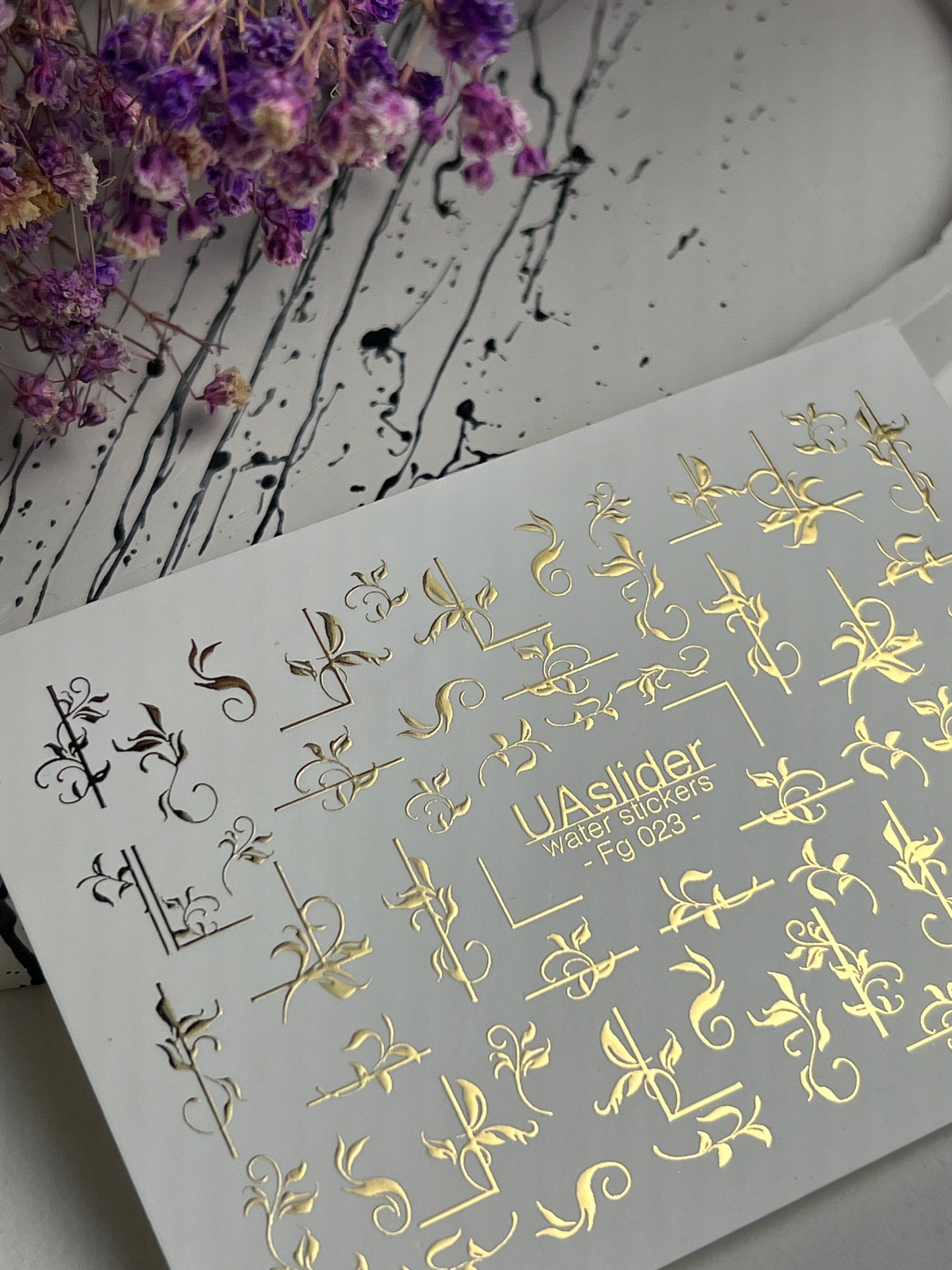 Nagel Water Decal Fg-023 | Decoratieve Water Slide Nagel Decals met Goudfolie | Elegante Krullen & Bloemenmotieven