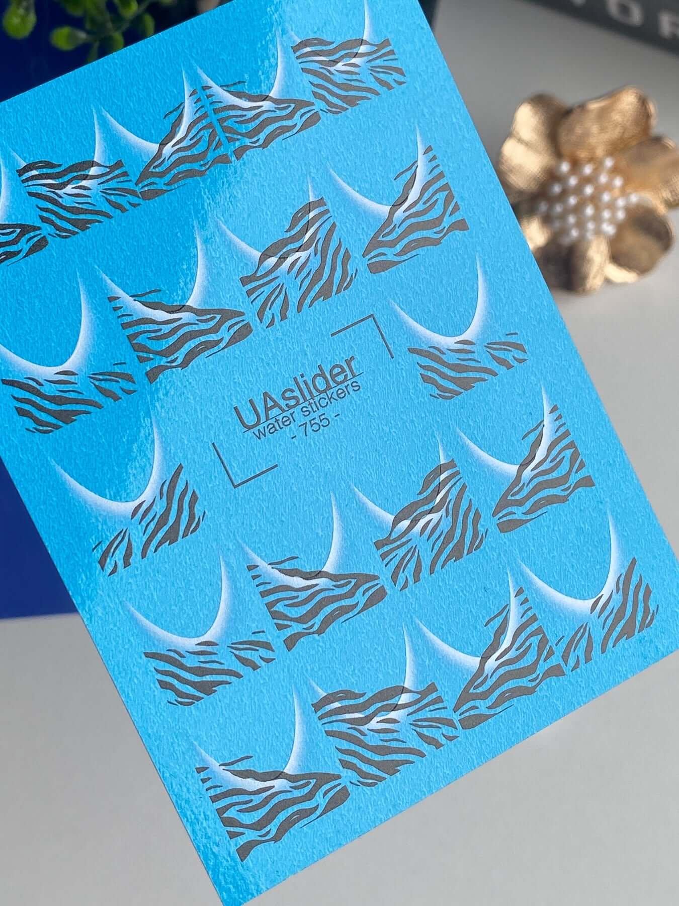 Nail Water Decal 755