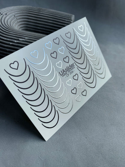 Nagų vandens lipdukas CF-259 | Prancūziški vandens slankiojantys nagų lipdukai | Juodos ir sidabrinės linijos su širdelėmis