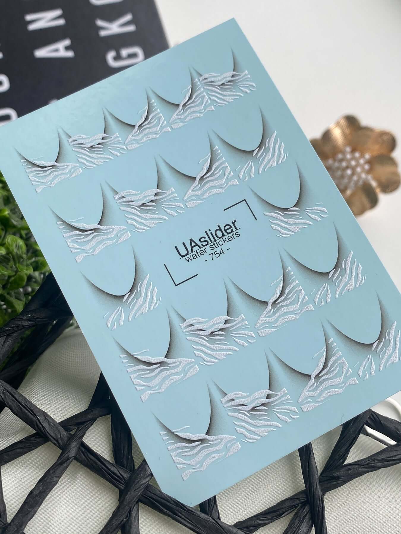 Nail Water Decal 754