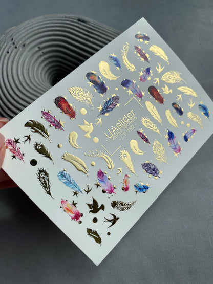 Nagel-Wasserabziehbild CF-152 | Feder-Wasserfolien-Nagelabziehbilder | Bunte Federn, Vögel & Goldfoliensternchen