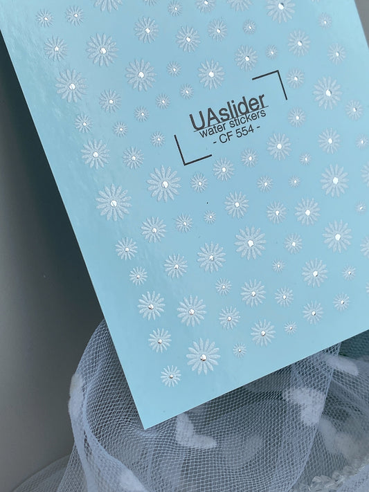 Nail Water Decal CF-554 | Water Slide Nail Decals with Daisies | White Floral Nail Art