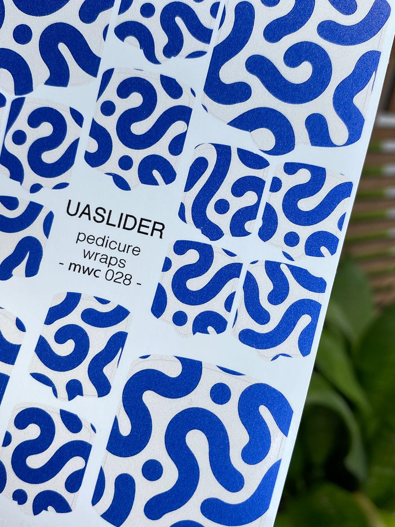 Abstract Pedicure Nail Wraps — Blue Squiggle on White | MWC-028