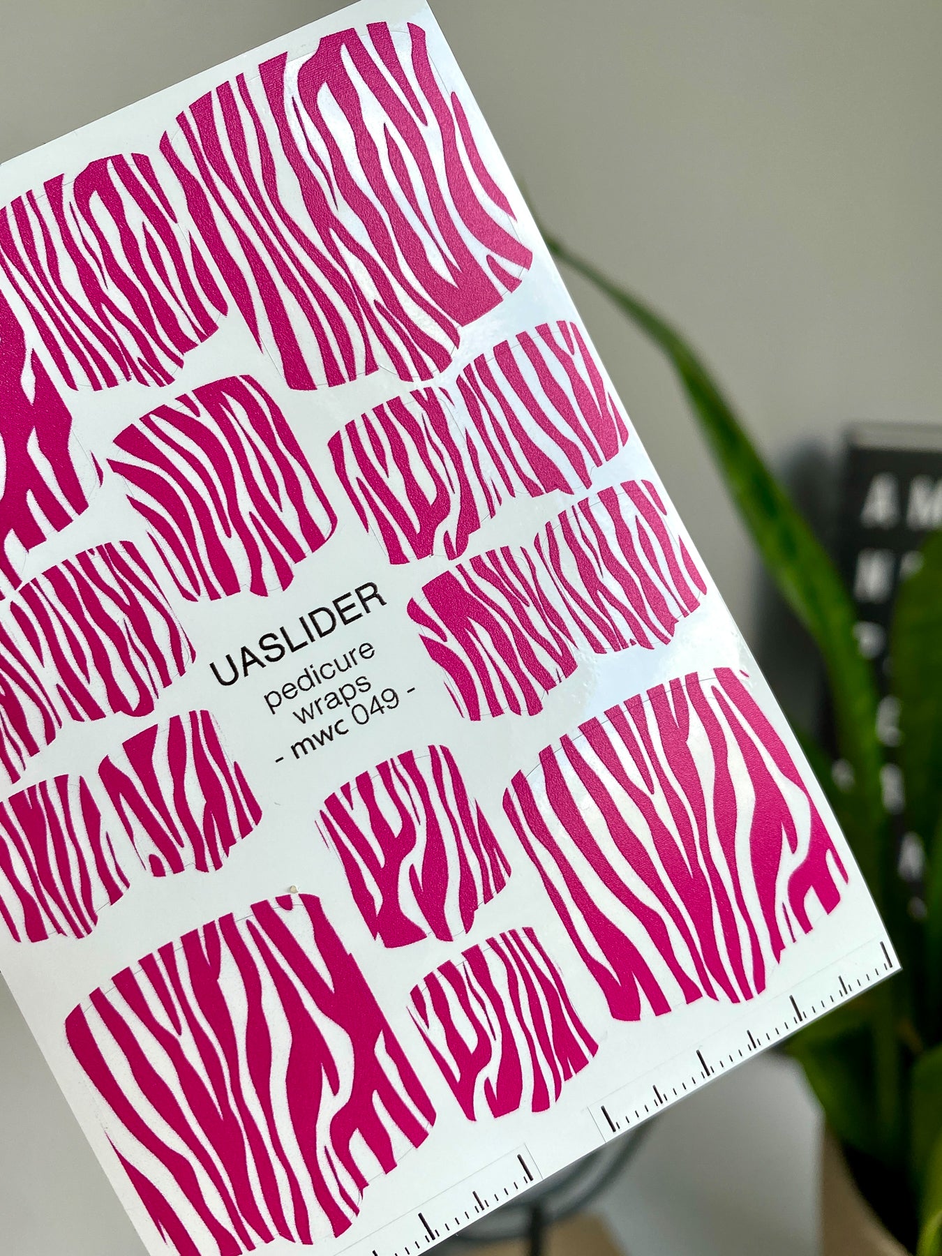 Zebra Pedicure Nail Wraps — Hot Pink & White Stripes | MWC-049