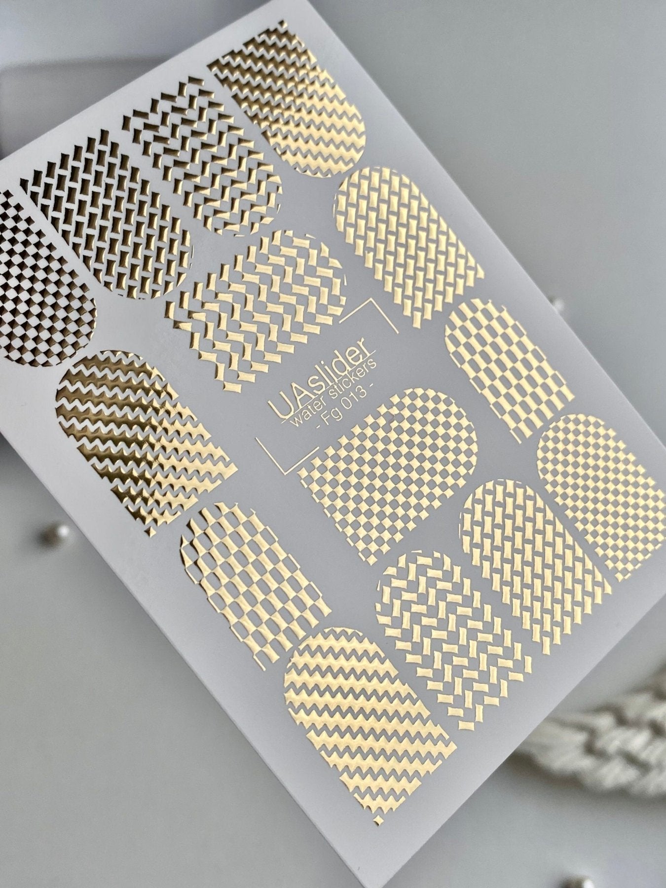 Nail Water Decal Fg-013 | Geometric Water Slide Nail Decals with Gold Foil | Full Nail Patterns - UASLIDER