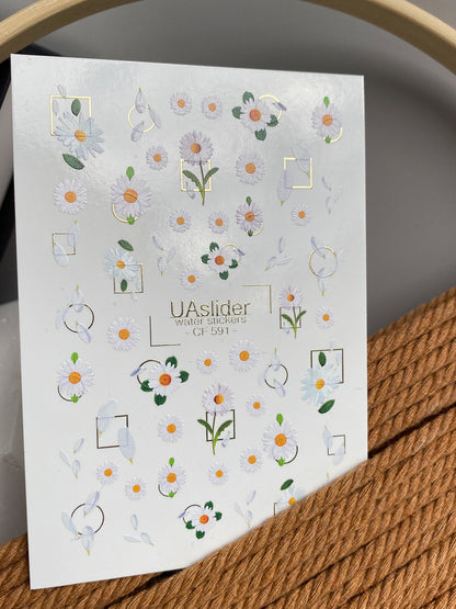 Nail Water Decal CF-591 | White Daisy Nail Water Decals | Summer Floral Nail Stickers with Gold Details