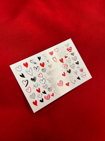 Naklejka na paznokcie wodna CF-057 | Naklejki wodne na paznokcie w kształcie serca | Czerwone, czarne i złote wzory suwaków miłości