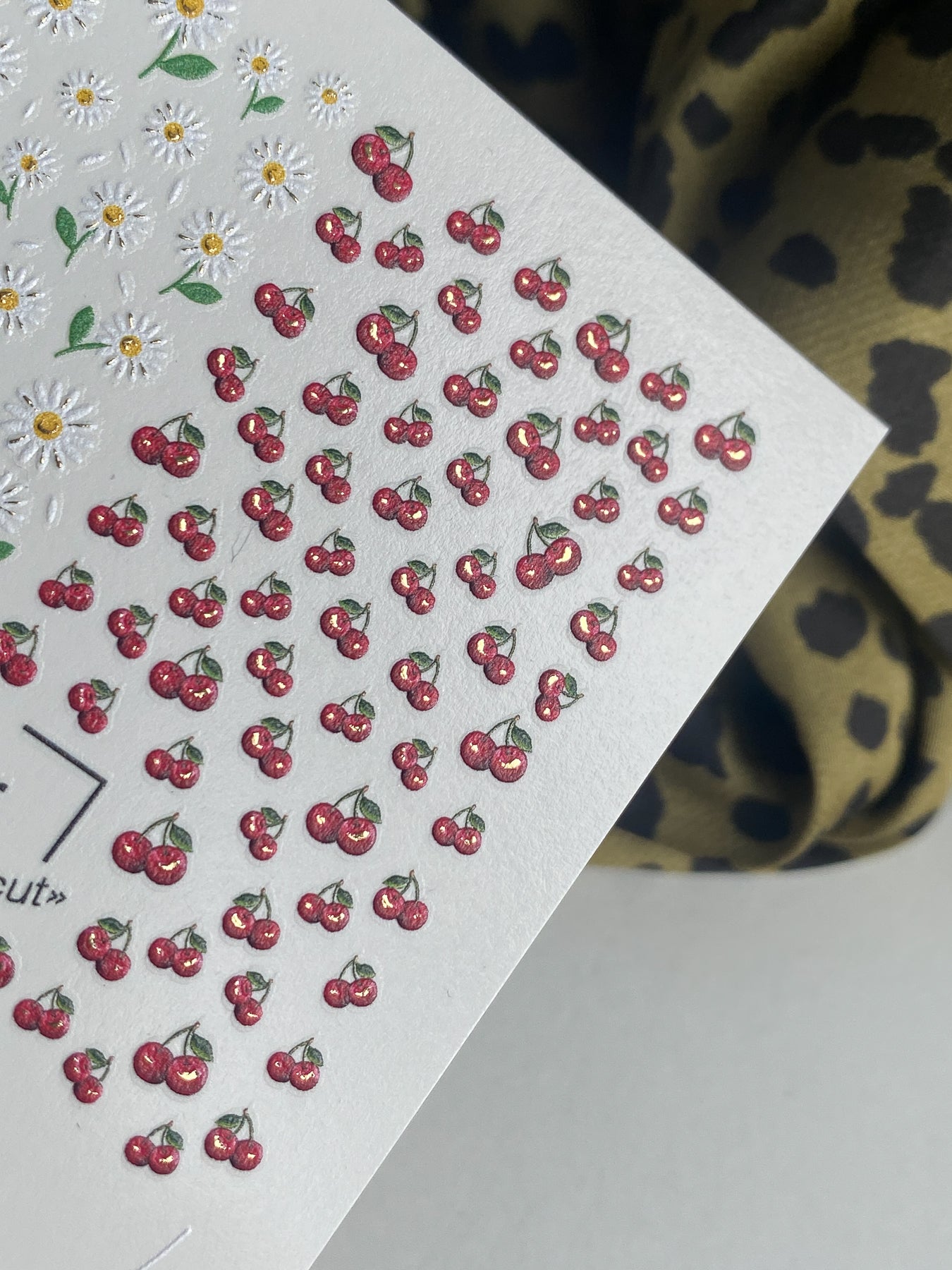 Decalcomanii de apă pentru unghii NCg-054 | Decalcomanii pentru unghii cu alunecare pe apă | Margarete, cireșe și vârfuri franțuzești