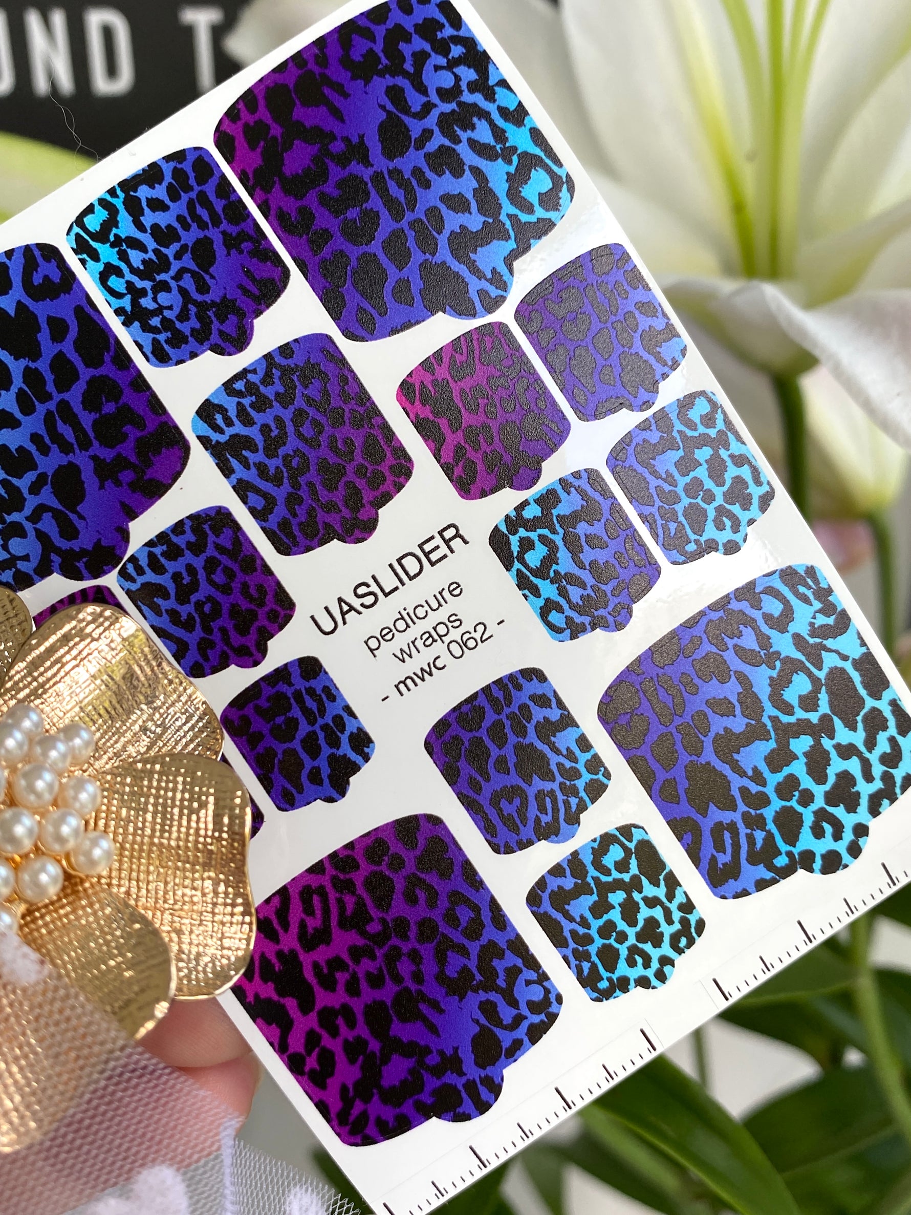 Neon Leopard Pedicure Nail Wraps — Purple & Blue Gradient Animal Print | MWC-062