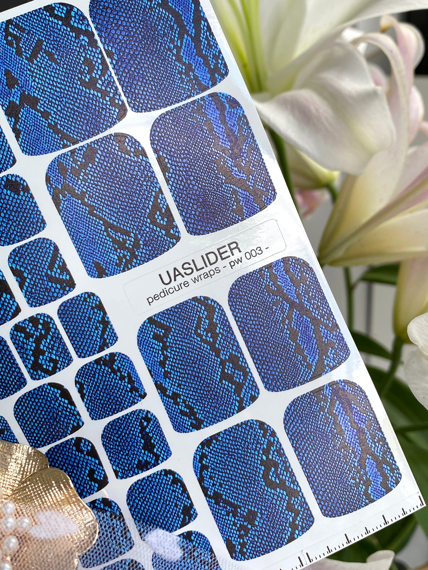 Snake Skin Pedicure Nail Wraps — Blue & Black Python Print | PW-003