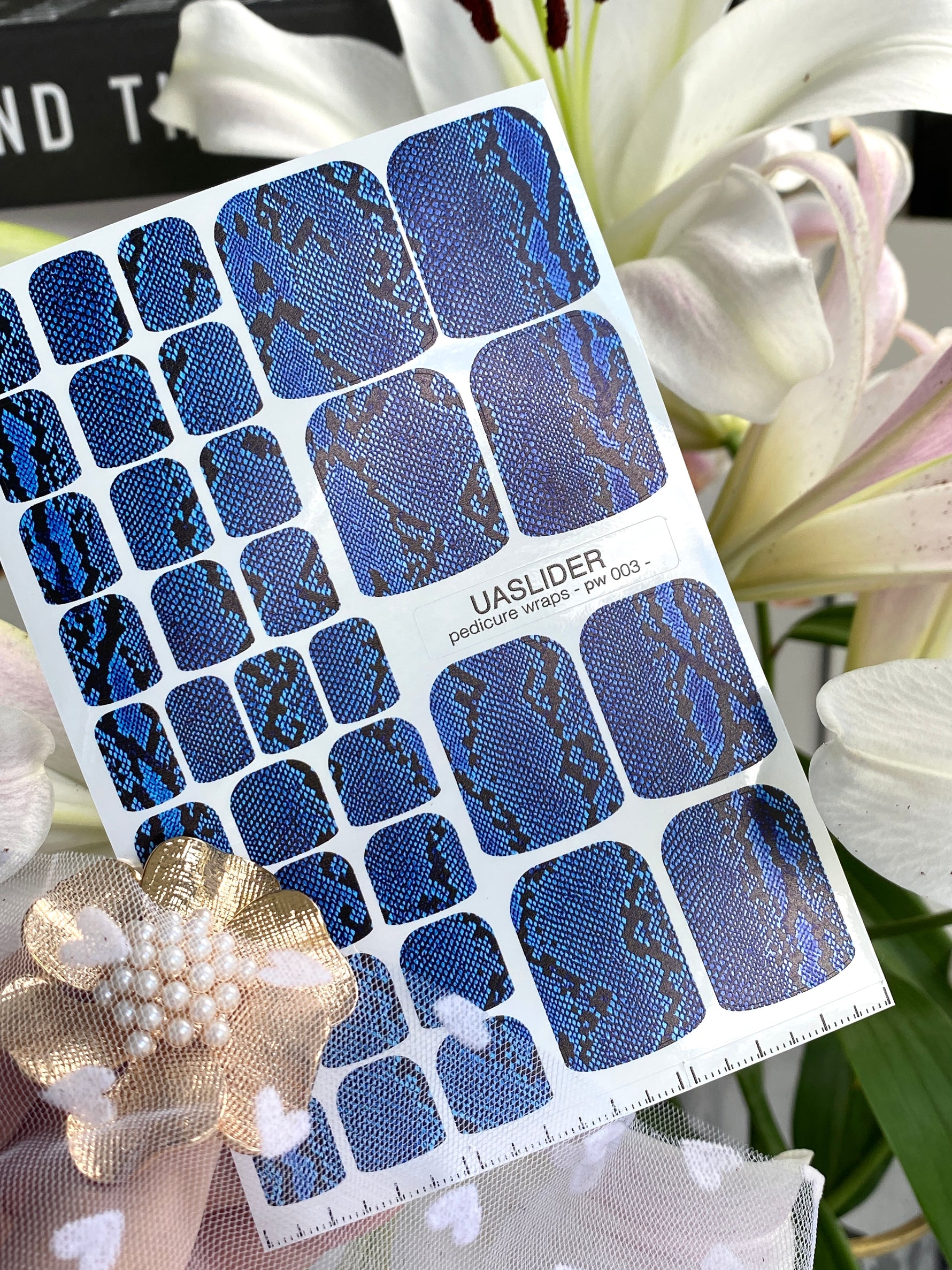 Snake Skin Pedicure Nail Wraps — Blue & Black Python Print | PW-003