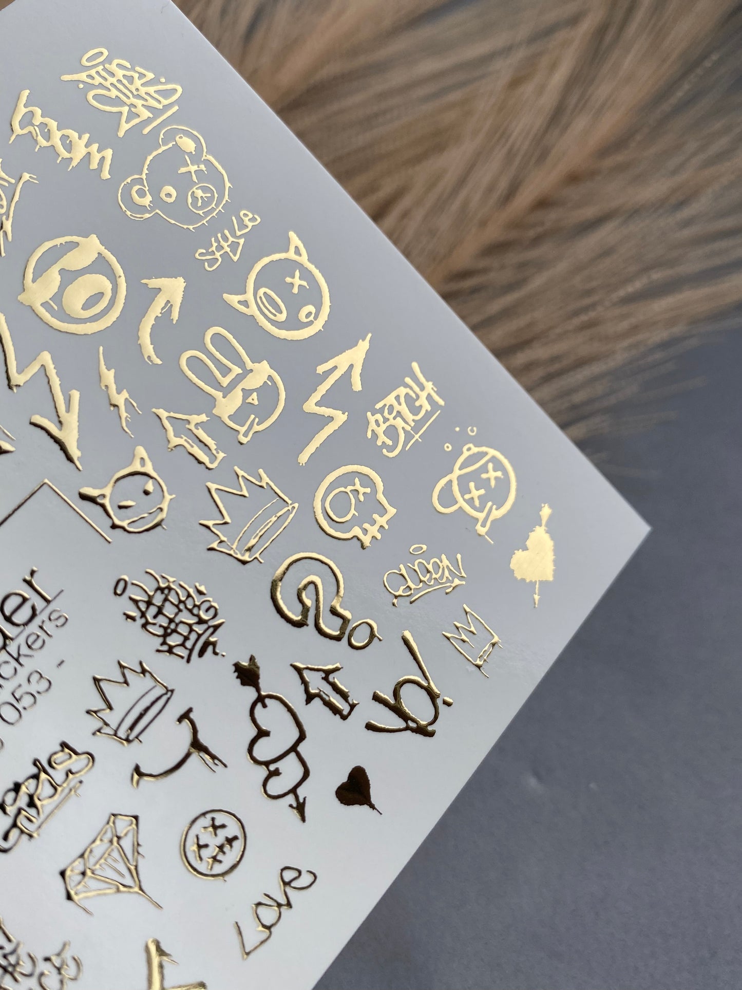 Adesivo per unghie Fg-053 | Adesivi per unghie a trasferimento ad acqua stile graffiti | Simboli urbani e arte per unghie dorata