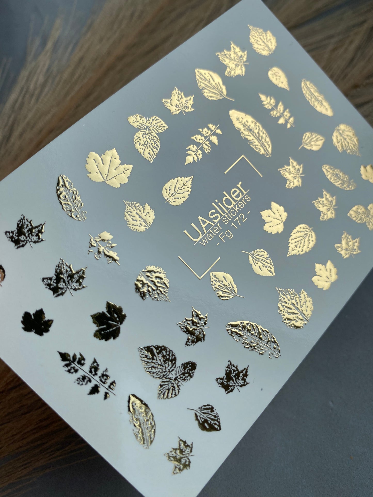 Nail Water Decal Fg-172 | Gold Foil Water Slide Nail Decals | Detailed Autumn Leaves