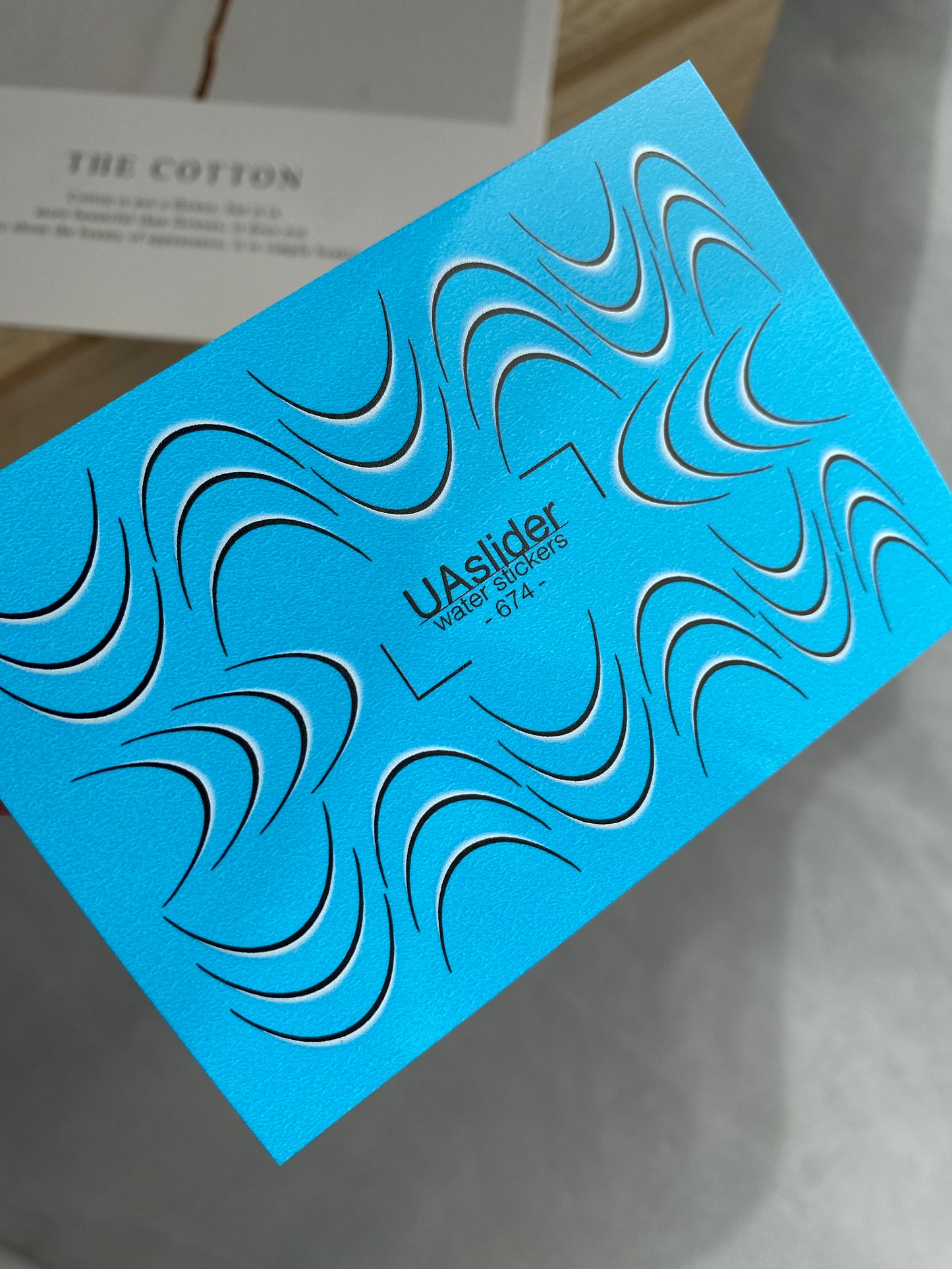 מדבקת מים לציפורניים 674