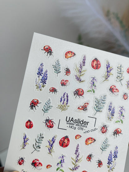 מדבקת מים לציפורניים NCg-076 | מדבקות מים לציפורניים עם חיפושיות פרת משה רבנו ולבנדר | אמנות ציפורניים בהשראת הטבע