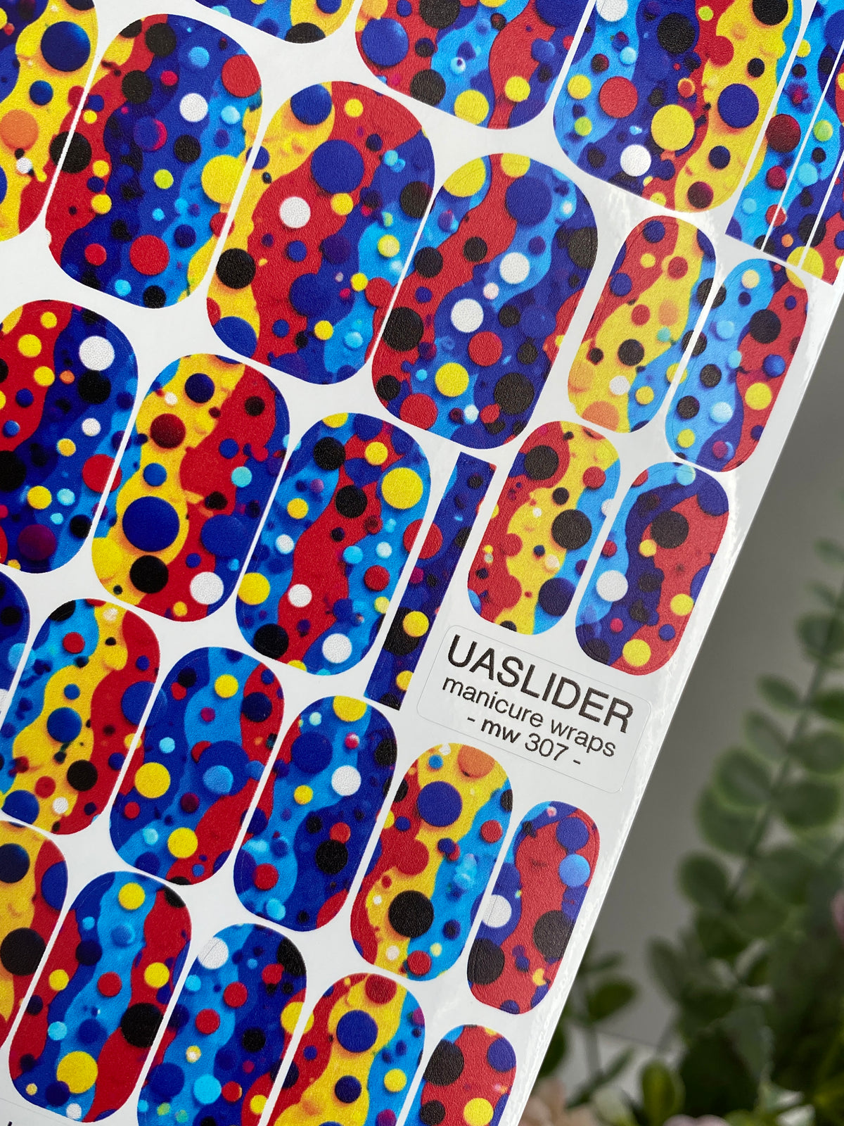 Colorful Dots Manicure Nail Wraps — Abstract Pop Art | mw-307