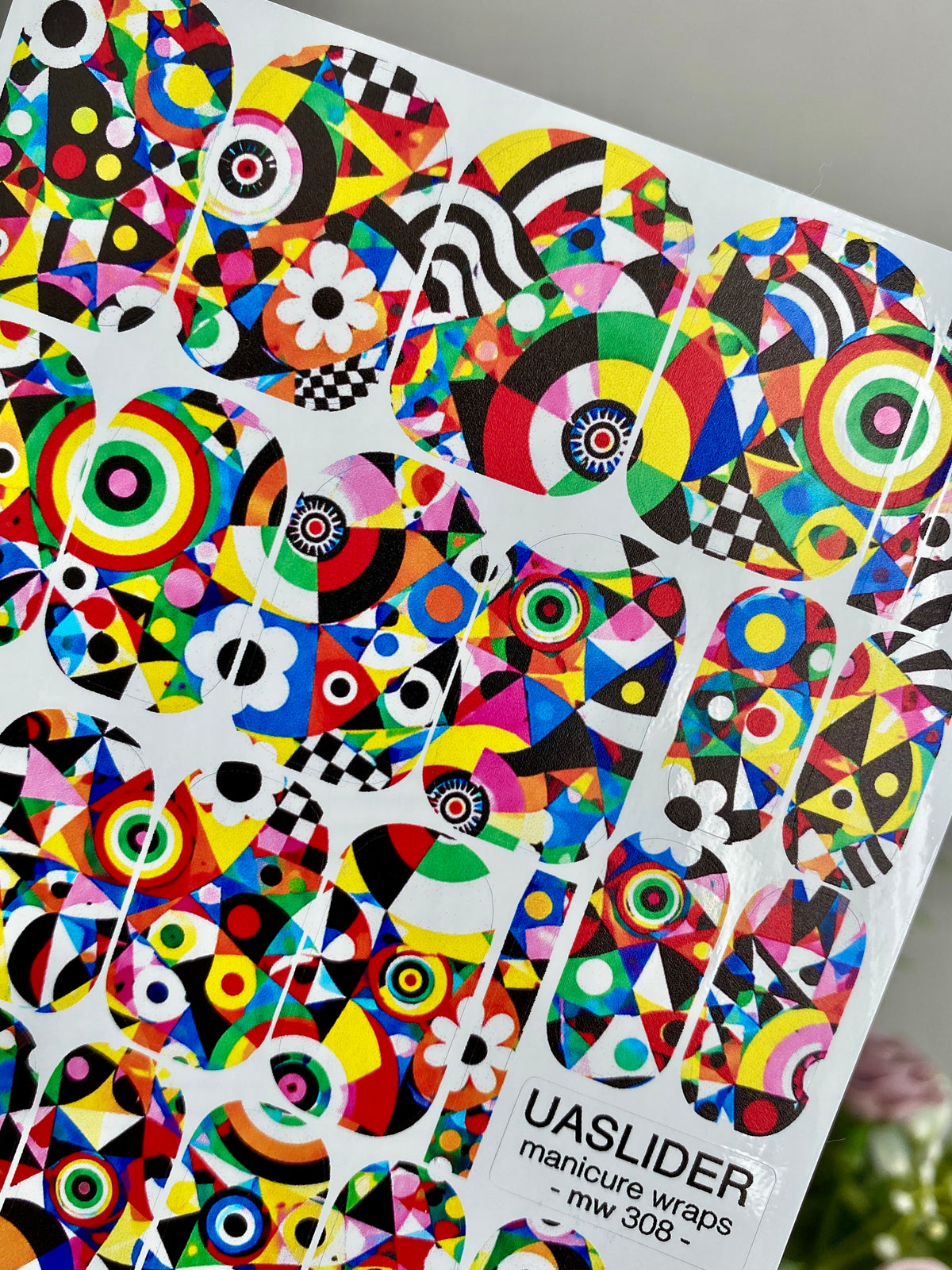 Colorful Geometric Manicure Wraps — Retro Pop Art | mw-308