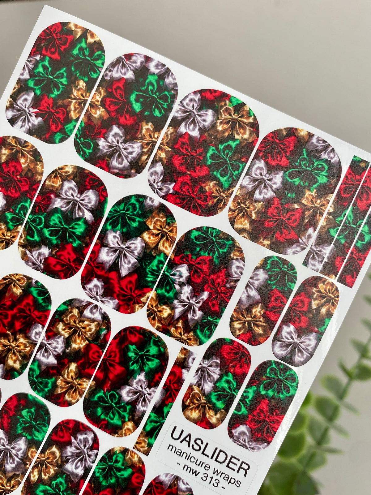 Satin Bow Manicure Wraps — Red, Green & Ivory | mw-313