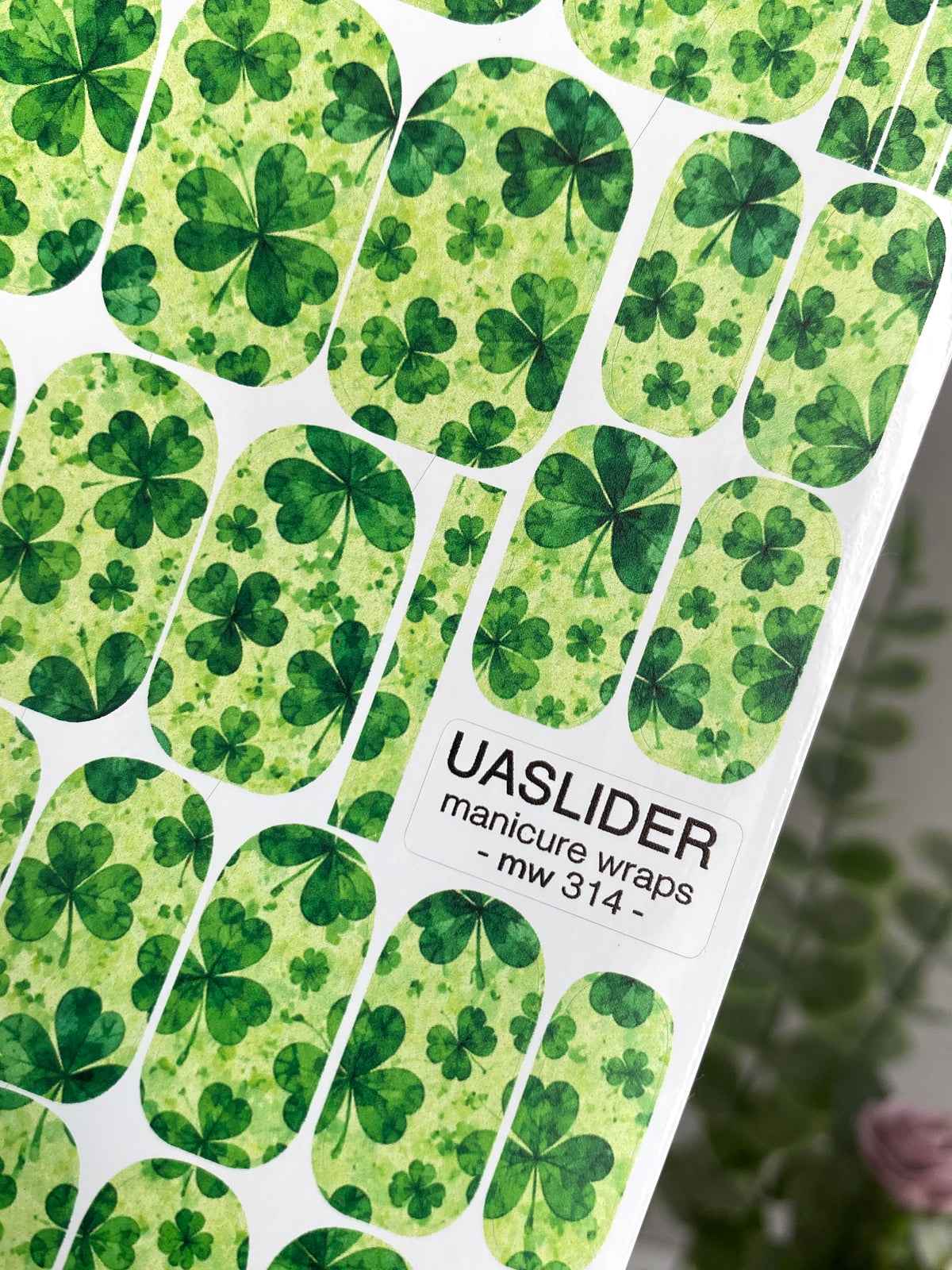 Four-Leaf Clover Manicure Wraps — Green Lucky Pattern | mw-314