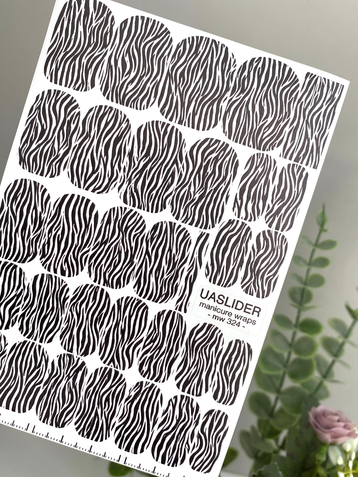 Zebra Print Manicure Wraps — Black & White Stripes | mw-324