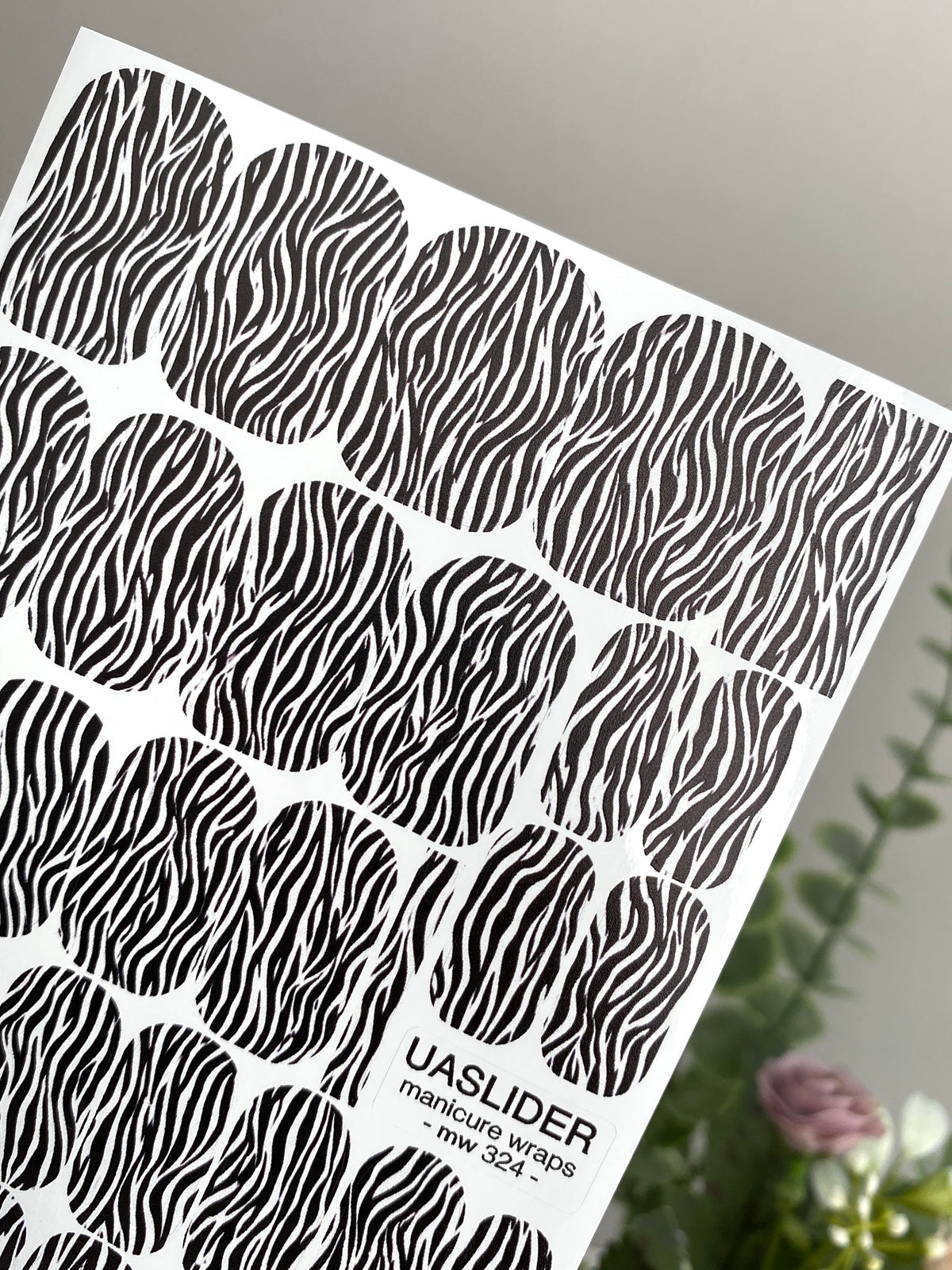 Zebra Print Manicure Wraps — Black & White Stripes | mw-324