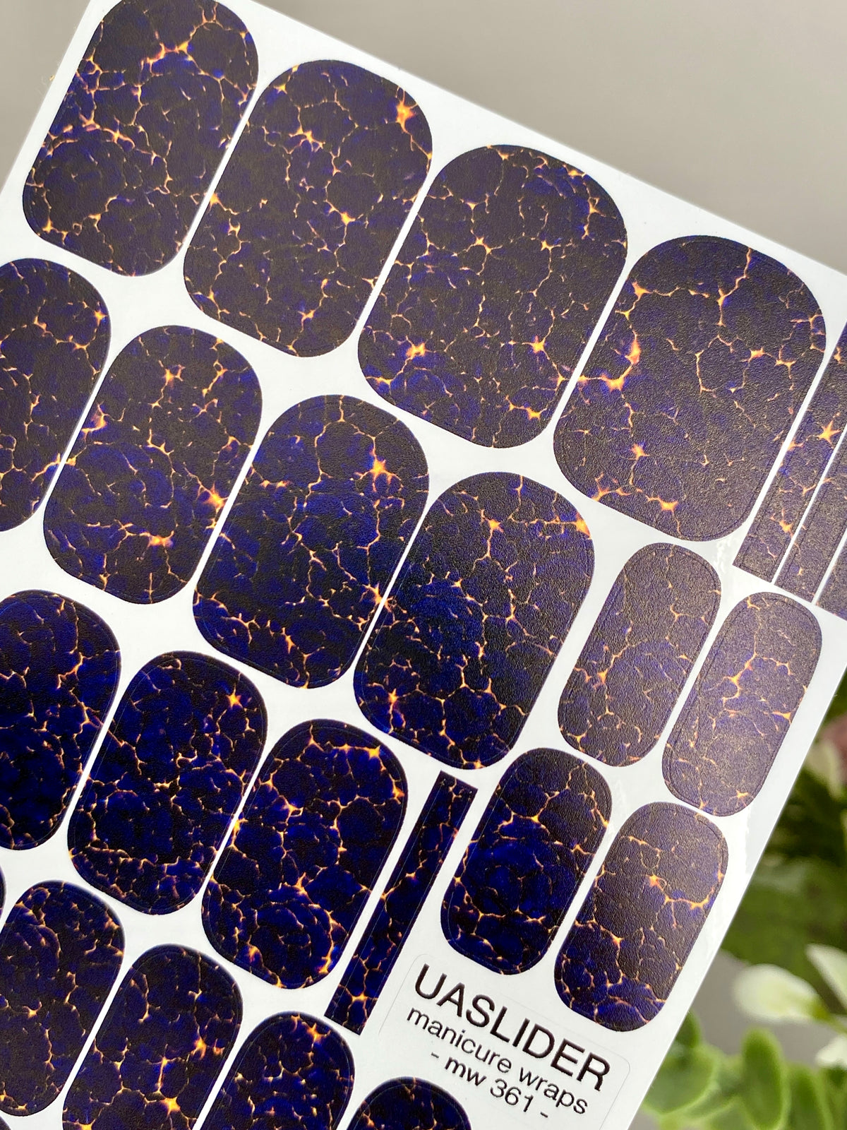 Midnight Crackle Manicure Nail Wraps — Navy with Amber Veins | mw-361