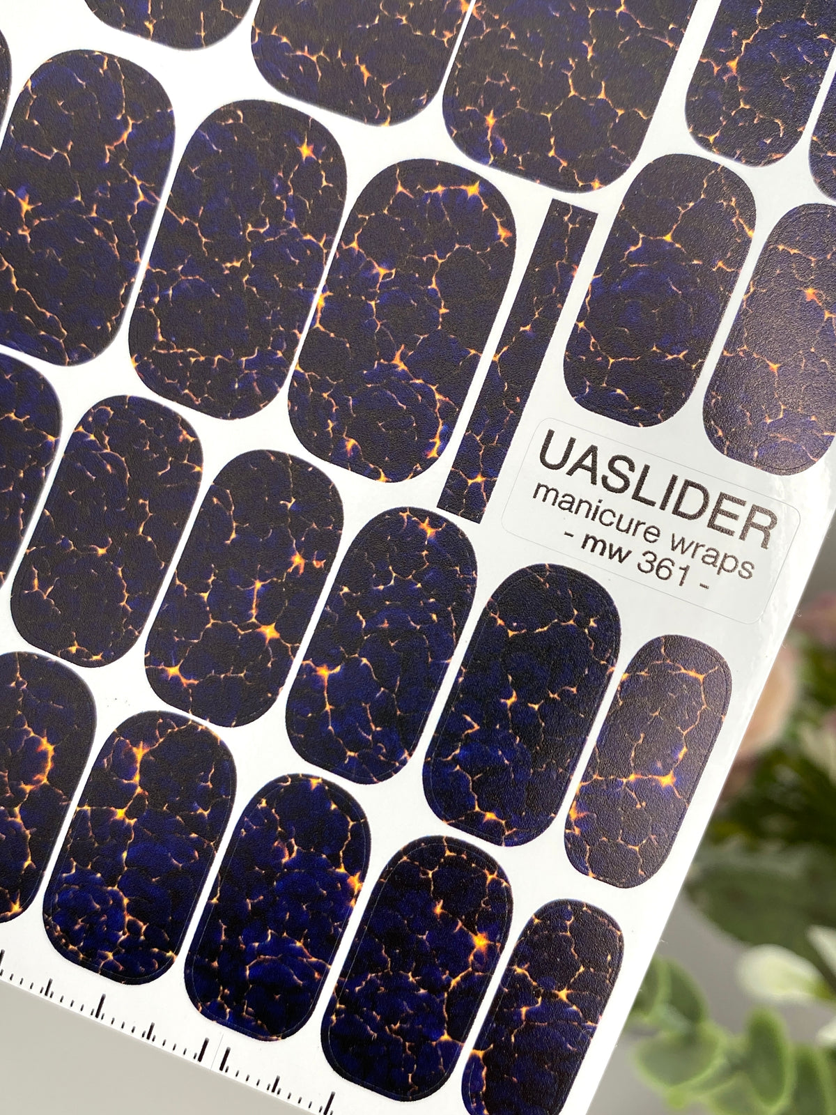 Midnight Crackle Manicure Nail Wraps — Navy with Amber Veins | mw-361