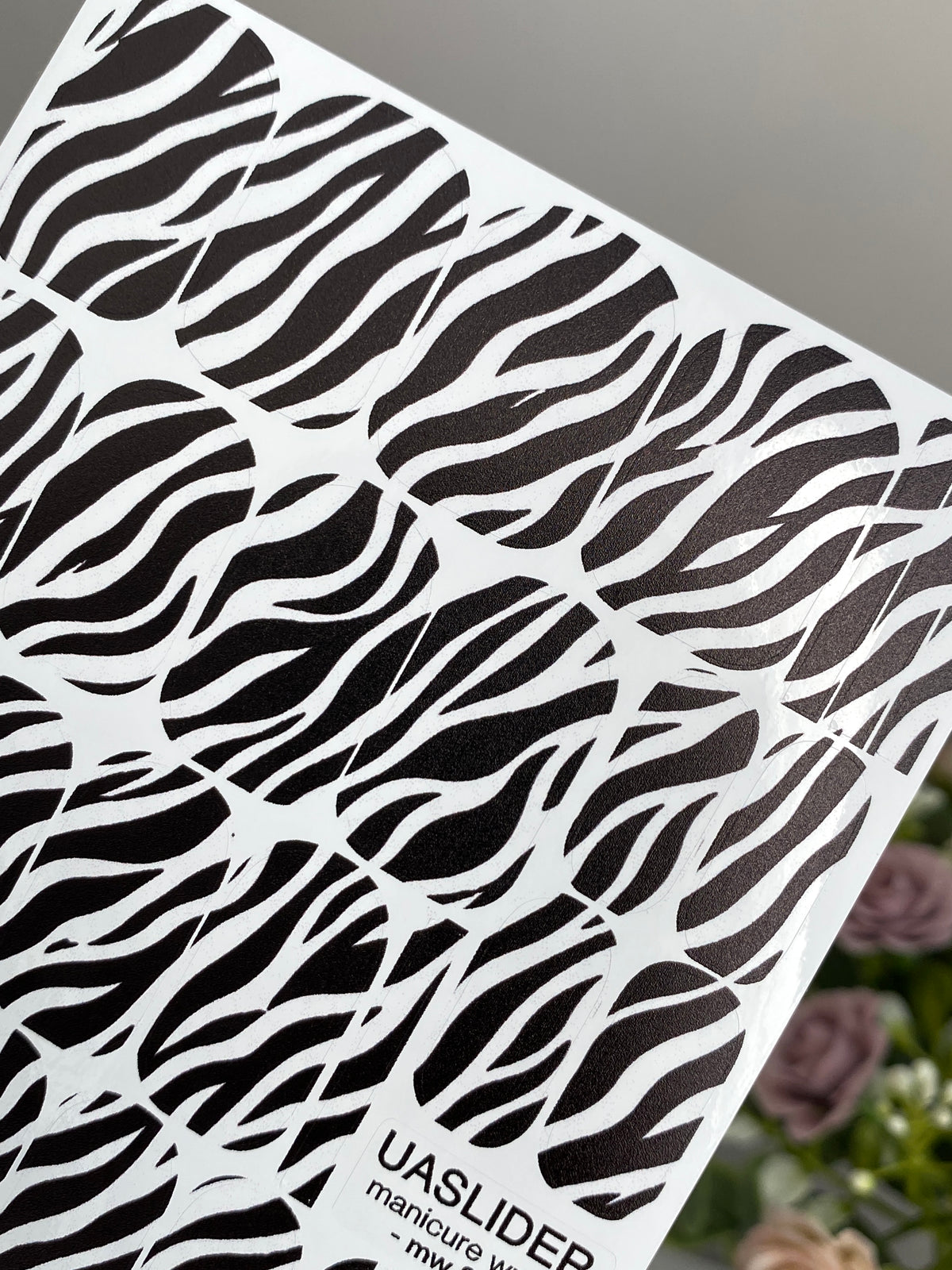 Zebra Stripe Manicure Wraps — Black & White Animal Print | mw-369