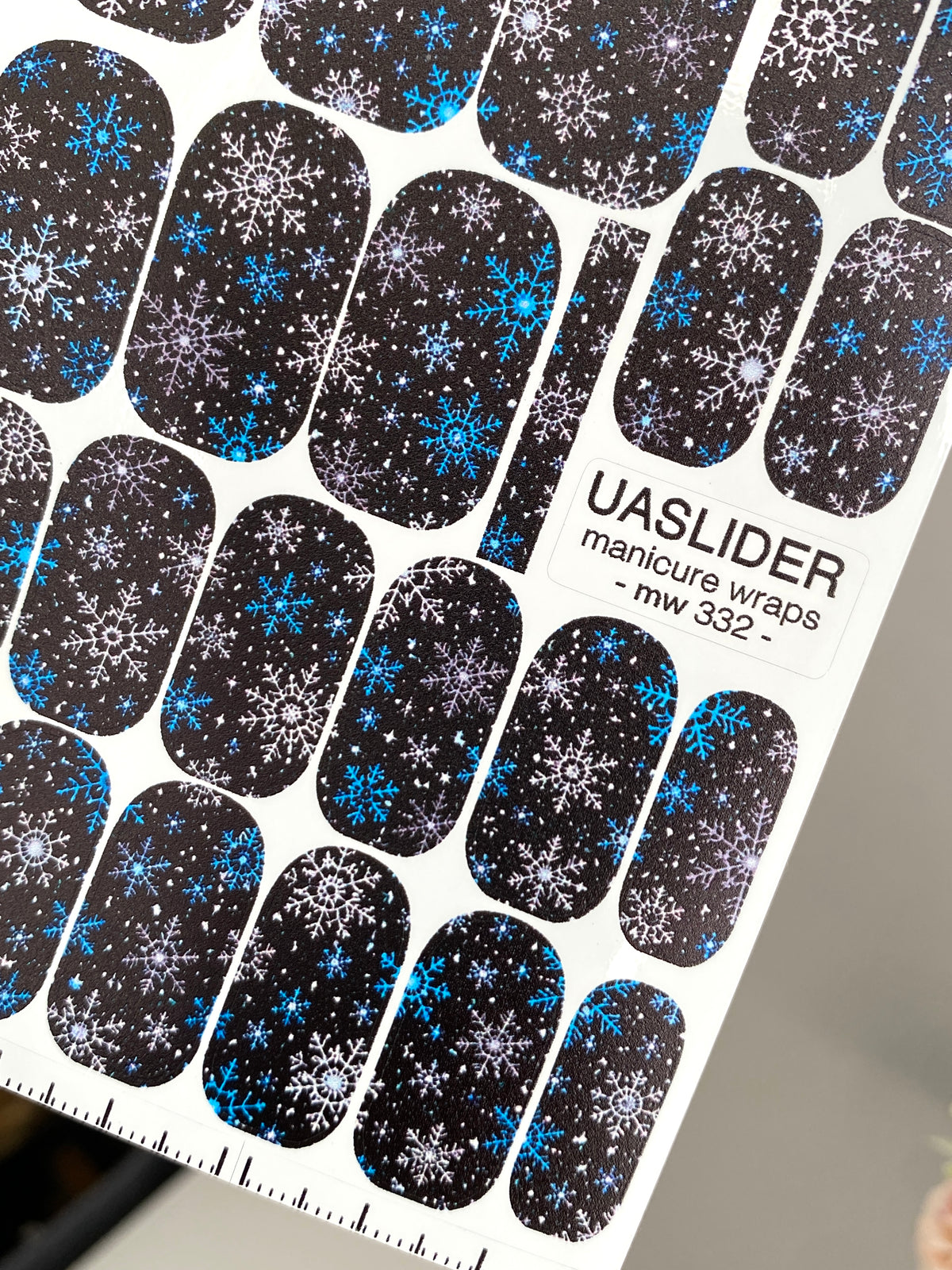 Blue Snowflake Manicure Wraps — White on Black | mw-332