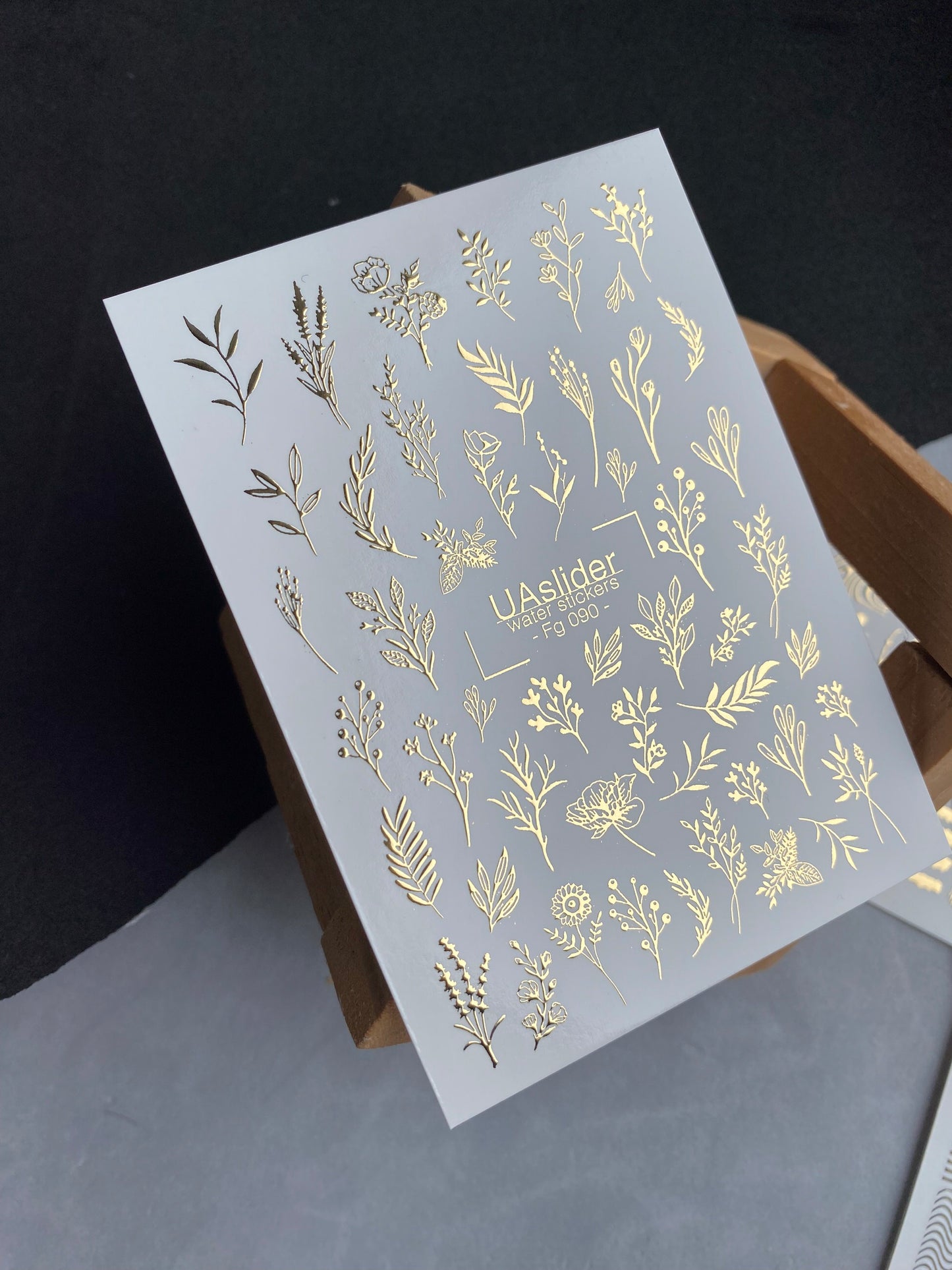 Nail Water Decal Fg-090 | Gold Foil Water Slide Nail Decals | Wildflowers & Botanical Sprigs