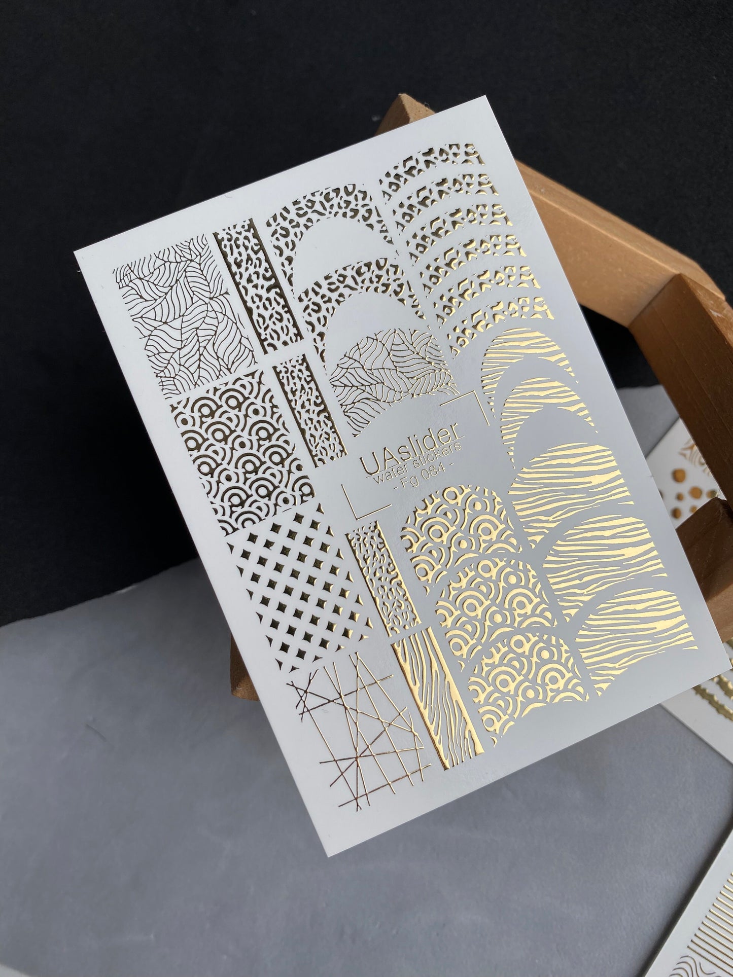 Nail Water Decal Fg-084 | Gold Foil Water Slide Nail Decals | Geometric & Abstract Patterns