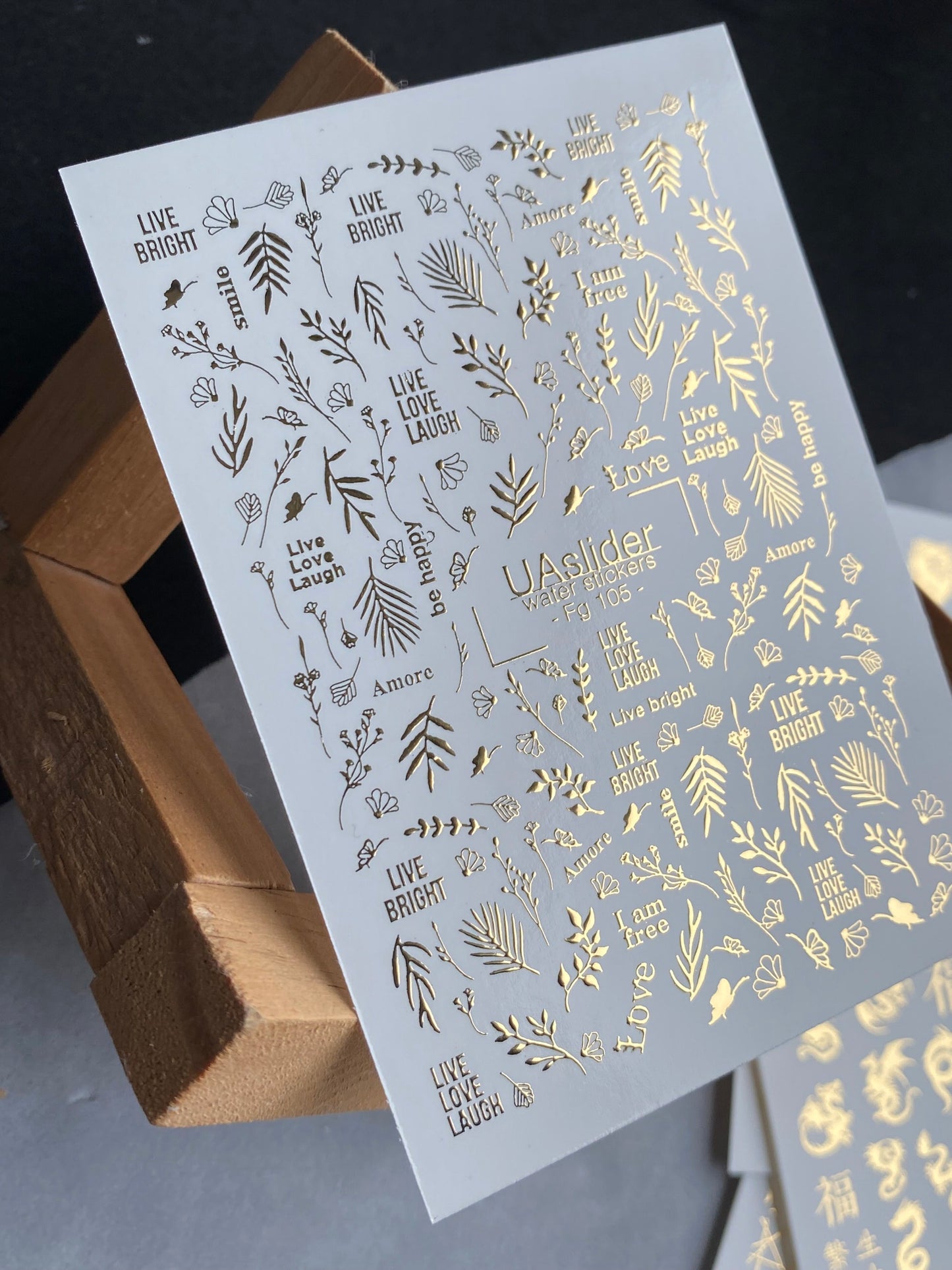 Adesivi per unghie ad acqua Fg-105 | Adesivi per unghie a scivolamento ad acqua con foglie d'oro e citazioni | Minimalismo botanico