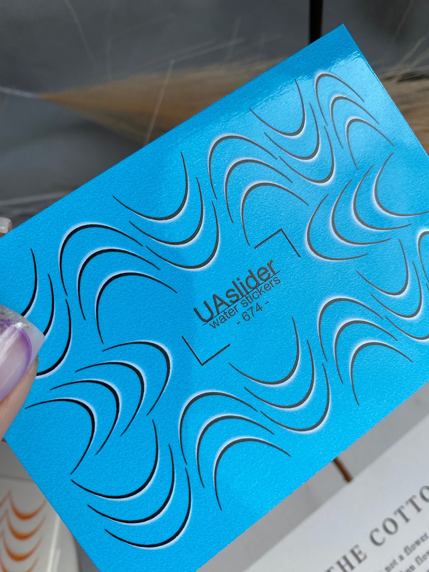 מדבקת מים לציפורניים 674