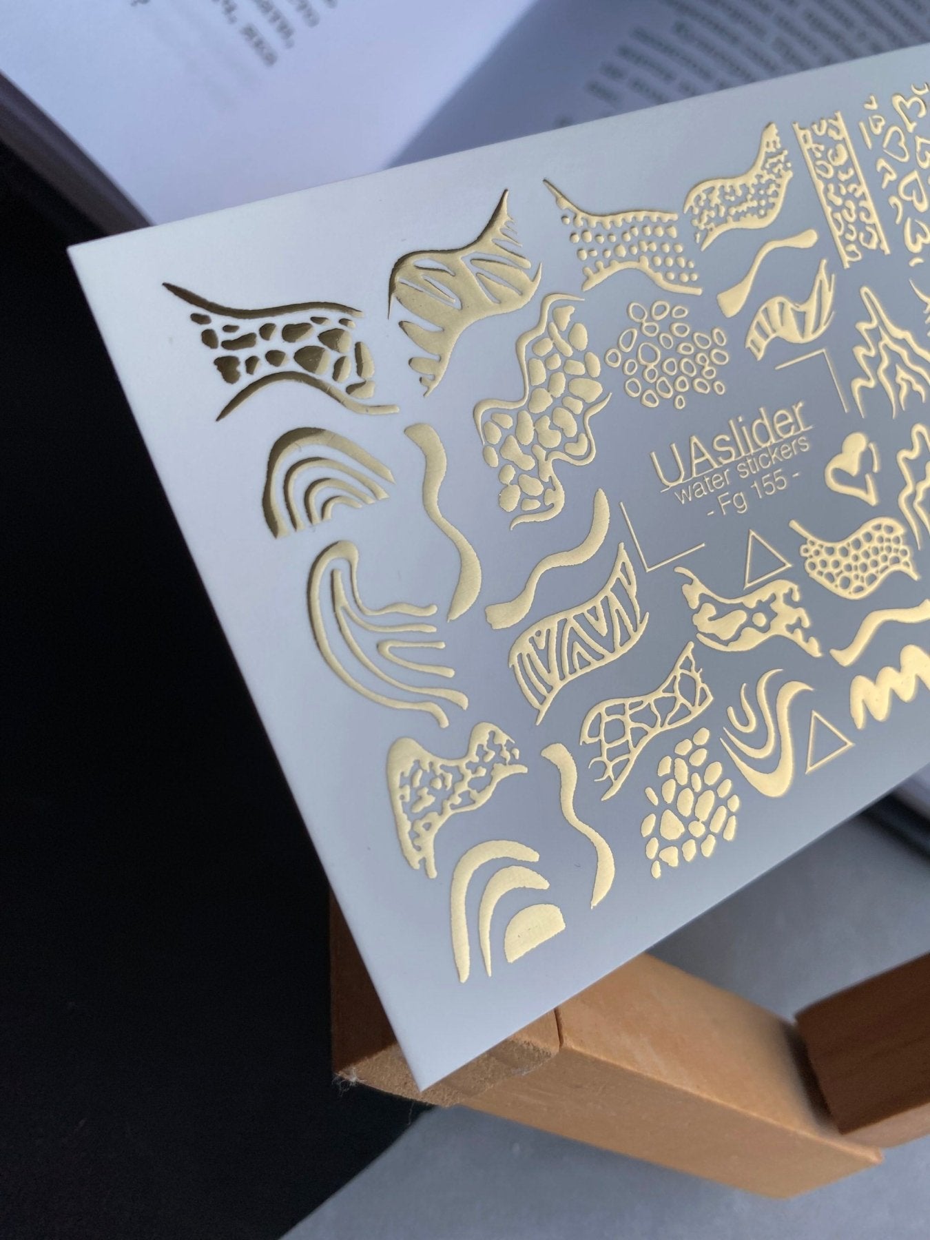 Nail Water Decal Fg-155 | Gold Foil Water Slide Nail Decals | Abstract & Animal Print Designs - UASLIDER