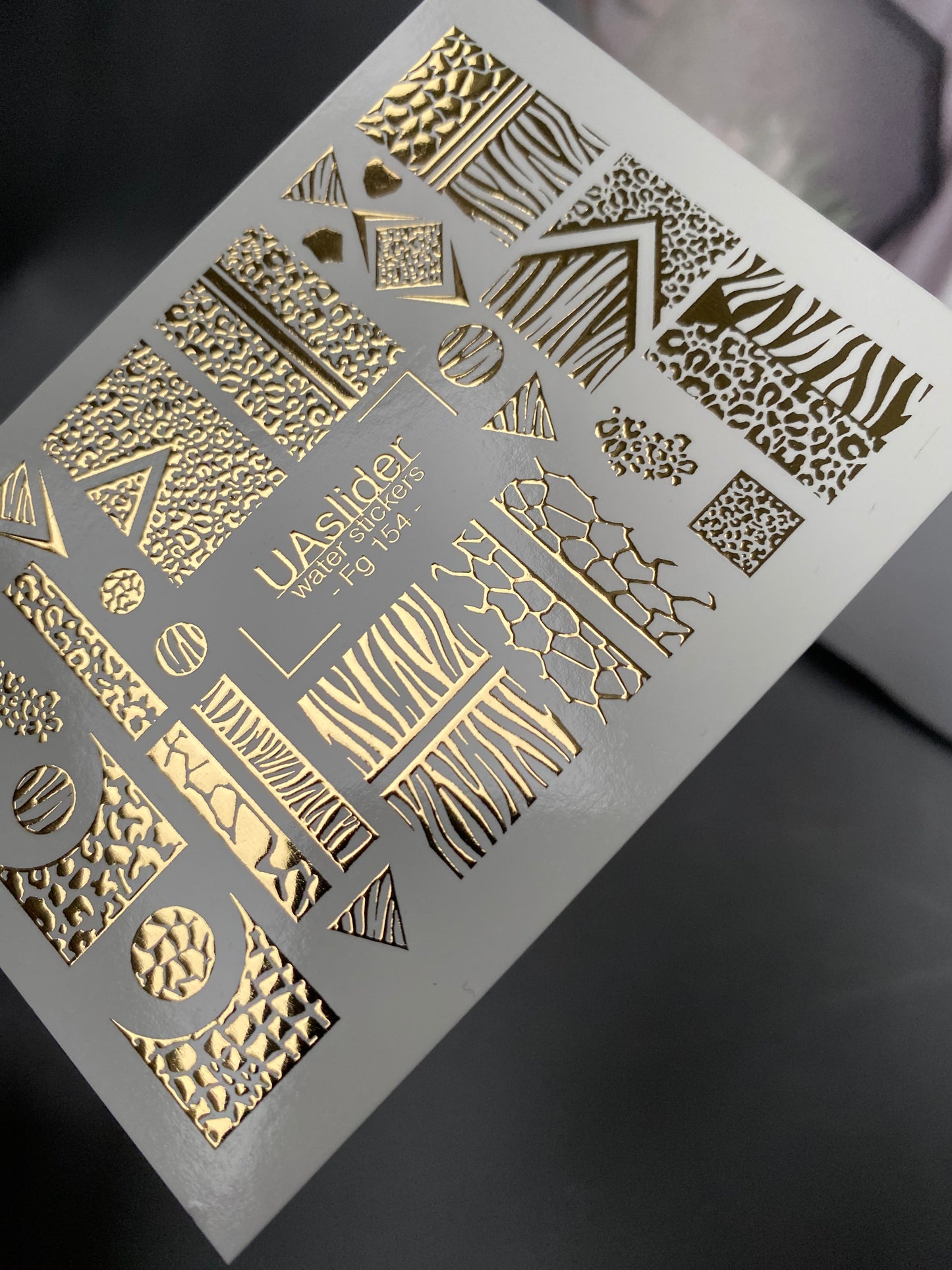 Naklejki na paznokcie wodne Fg-154 | Złote folie do naklejek wodnych na paznokcie | Wzory zwierzęce i geometryczne