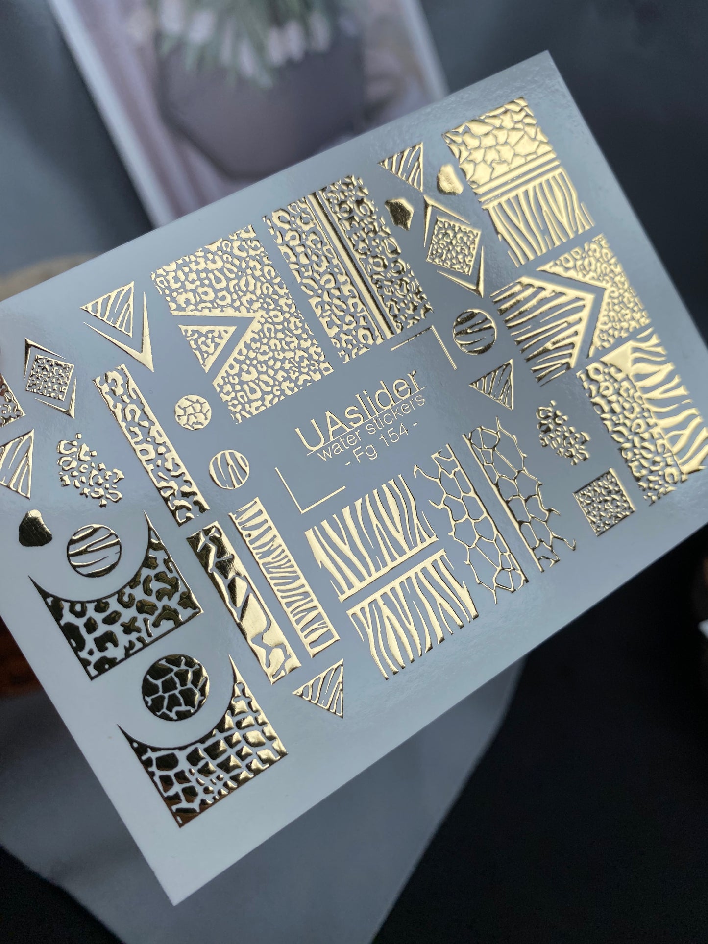 Naklejki na paznokcie wodne Fg-154 | Złote folie do naklejek wodnych na paznokcie | Wzory zwierzęce i geometryczne