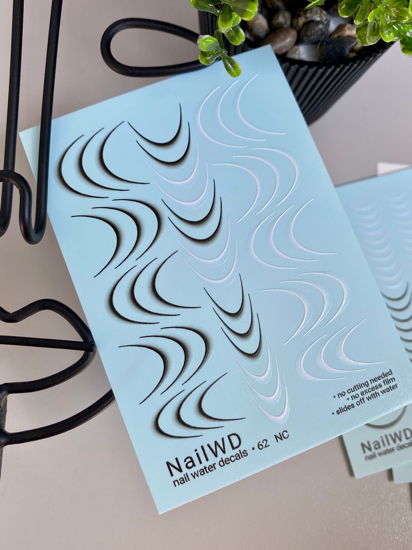 Водные наклейки для ногтей 62 NailWD | Французские водные слайдерные наклейки для ногтей | Асимметричные черно-белые градиентные кончики