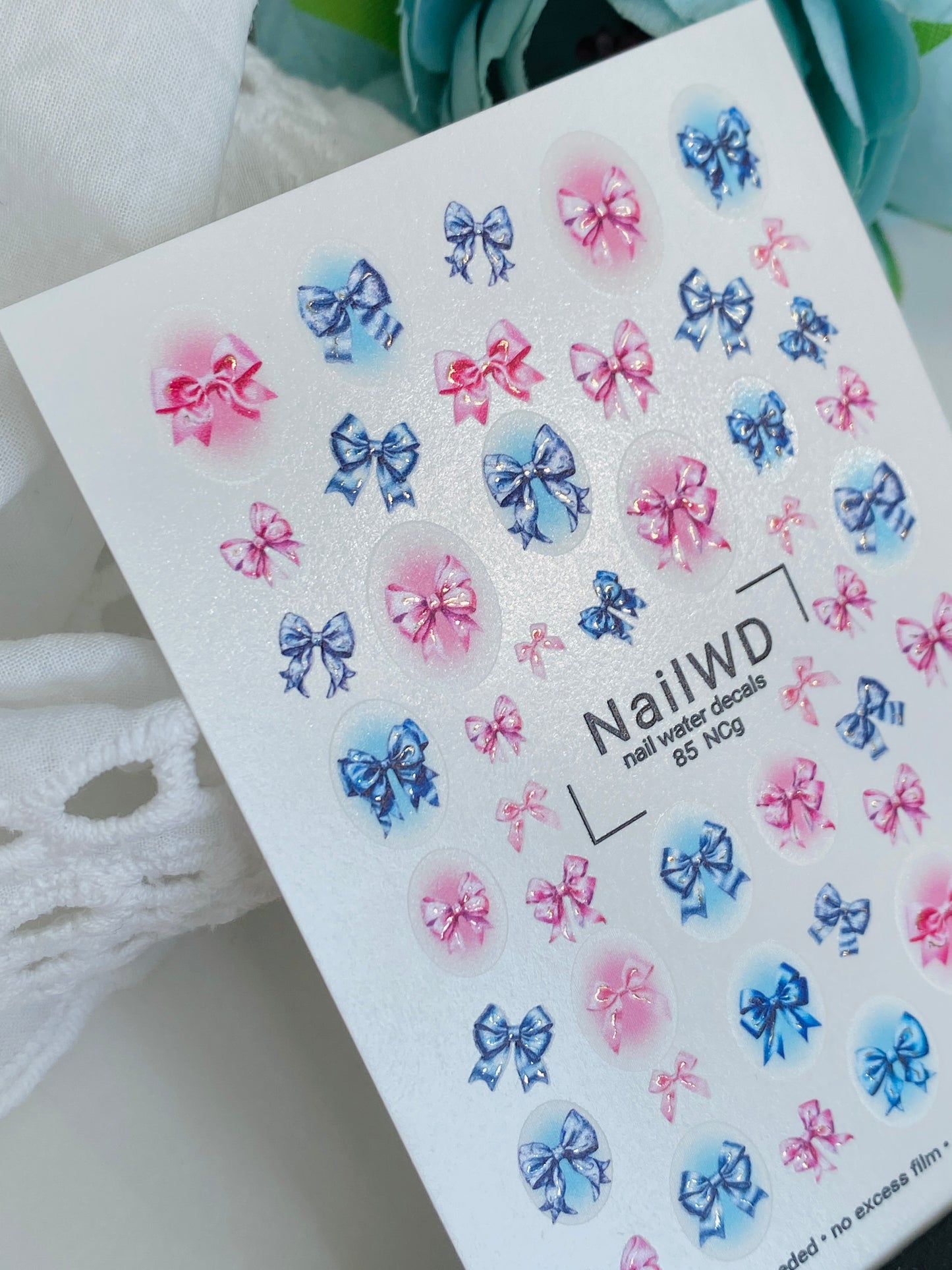 Adesivo per Unghie 85 NailWD | Adesivi per Unghie a Scorrimento Acqua Fiocchi Rosa e Blu | Design Carino e Femminile