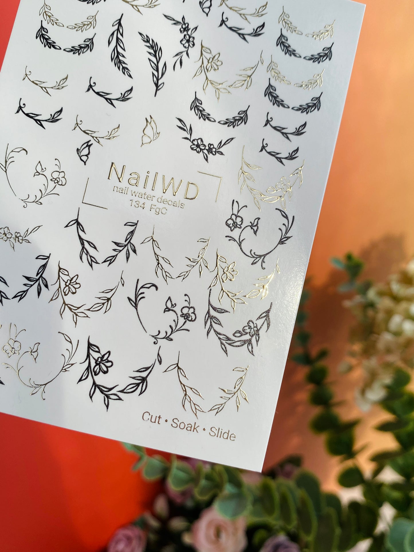 Nail Water Decal 134 NailWD | Water Slide Nail Decals Floral Outlines | Black & Gold Minimalist Wreaths